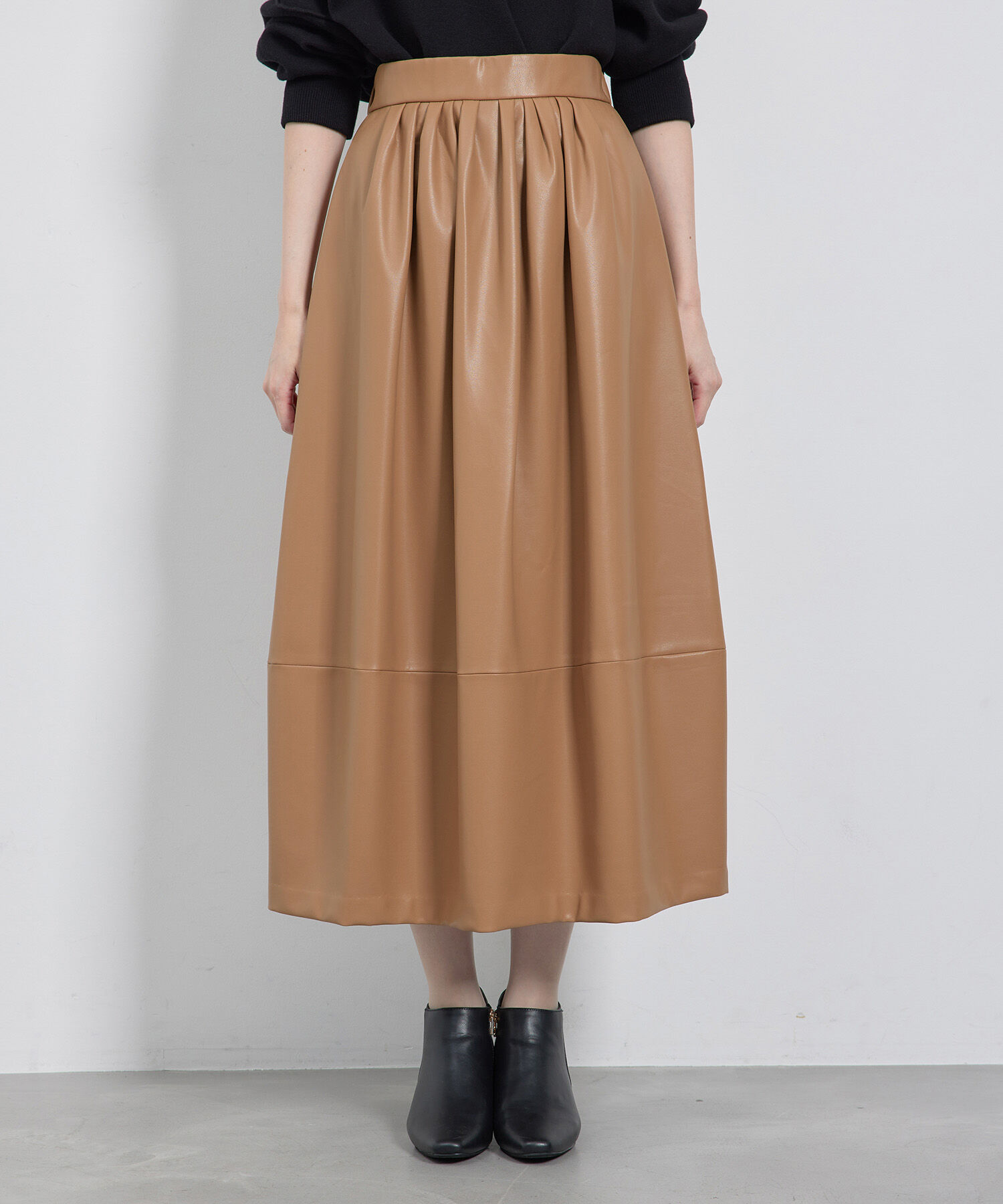 Rope&rsquo;Picnic「【emur/エミュール】シンセティックレザーコクーンスカート」|スカート|