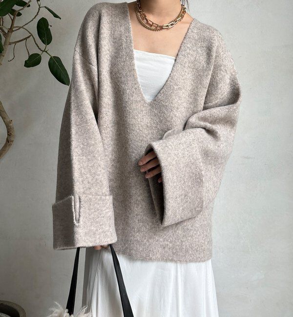  「【WEB限定】深Vワイドスリーブプルオーバー」|ニット・セーター|