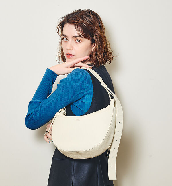LOWELL things「【VERY掲載】Mois/レザーハーフMOONショルダー」|ショルダー・メッセンジャー|アイボリー