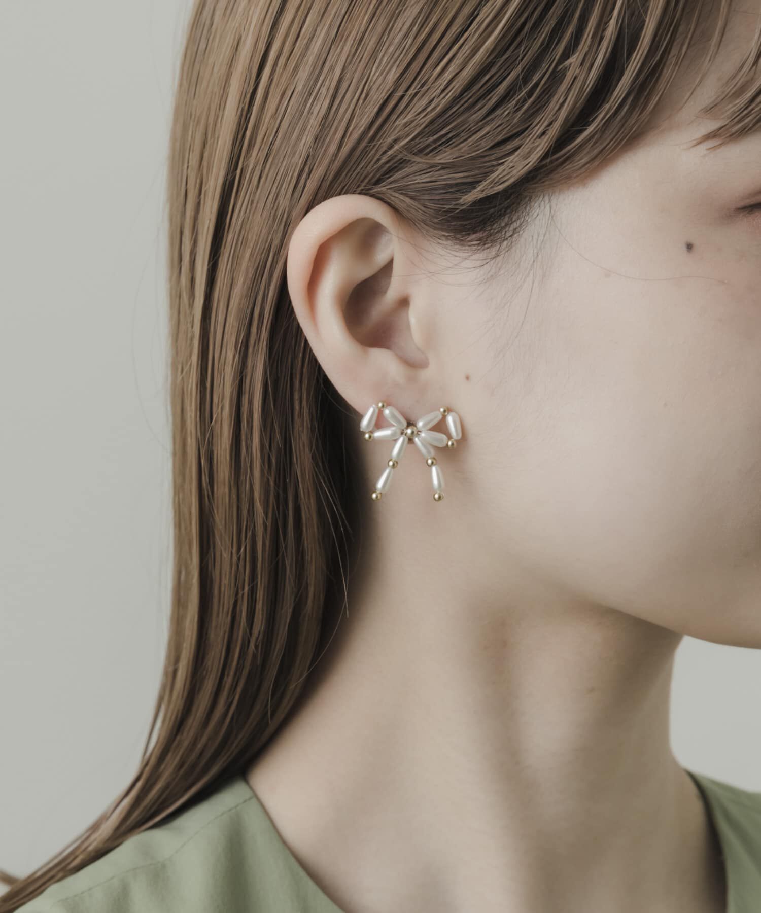 SMELLY「パールメタルリボンピアス」|ピアス|