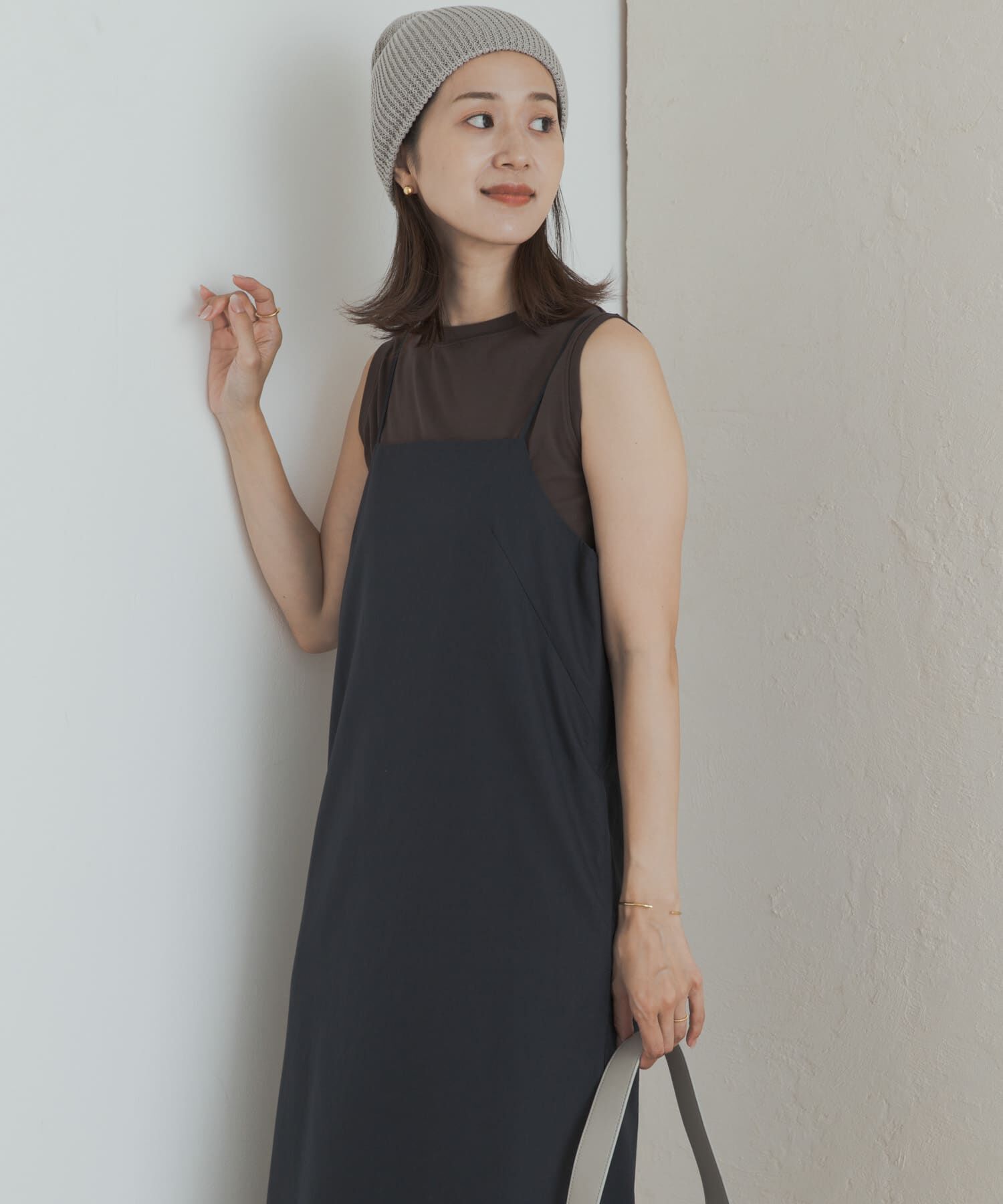 URBAN RESEARCH DOORS「バックVストレートキャミワンピース」|ワンピース|