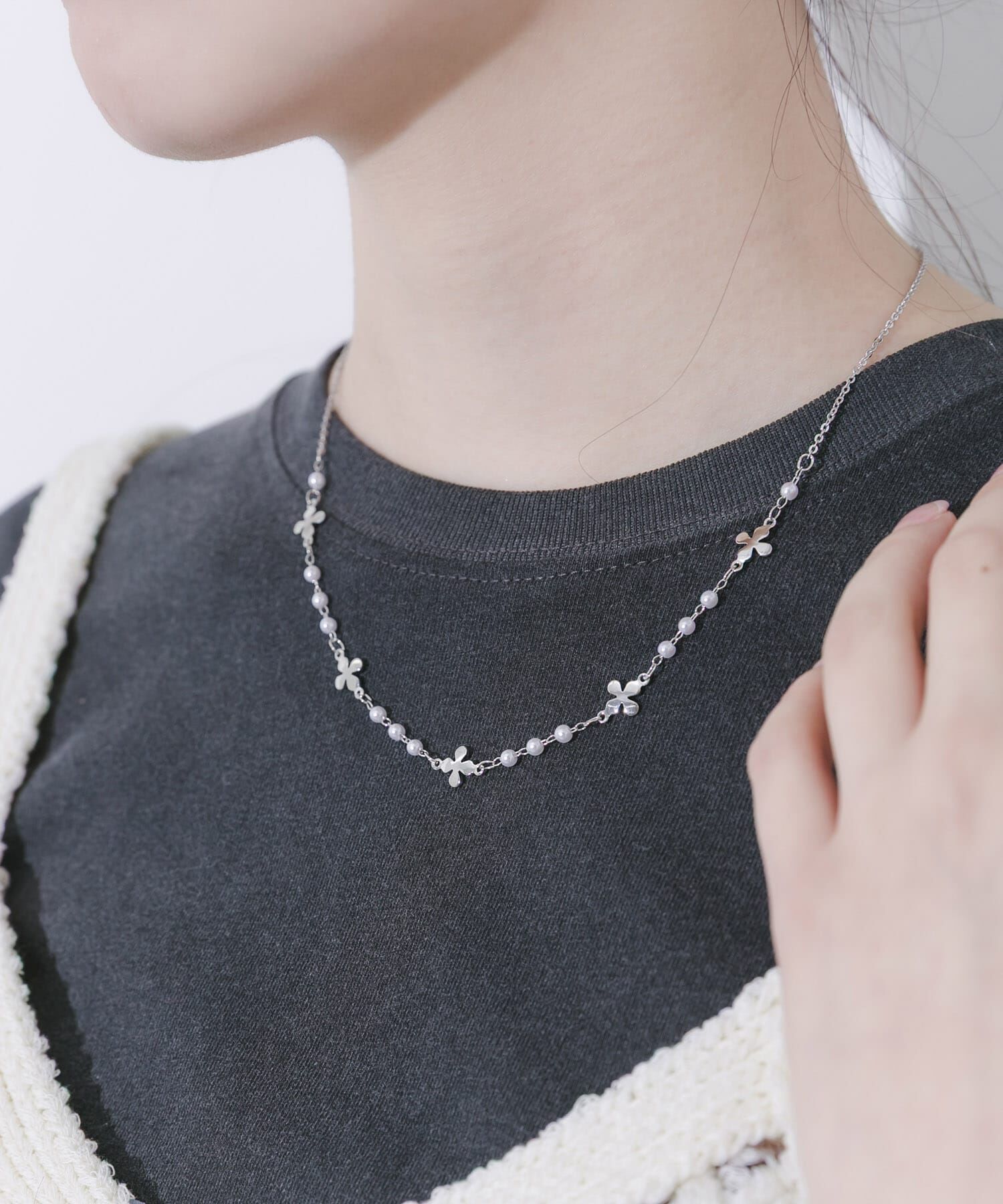 SMELLY「フラワーモチーフパールネックレス」|ネックレス|