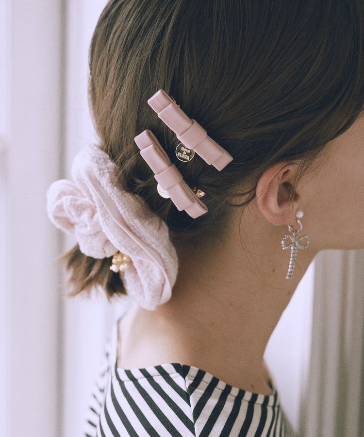 Maison de FLEUR「【2個セット】フェイクレザーリボンクリップセット」|その他|