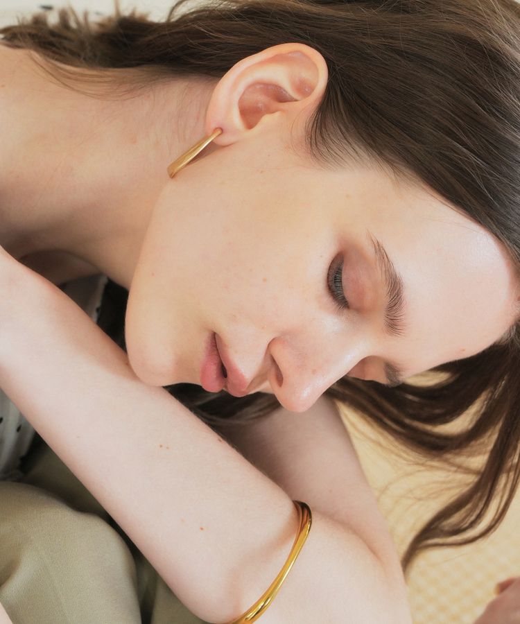 YECCA VECCA「メタルフープピアス」|ピアス|