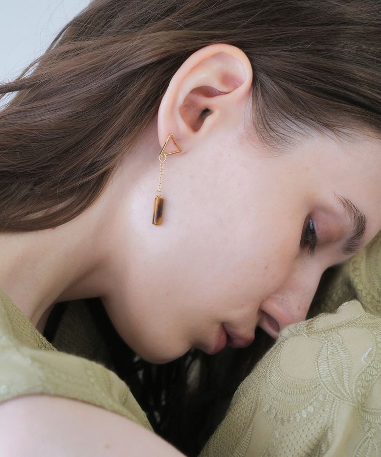 YECCA VECCA「天然石スイングピアス」|ピアス|Gold