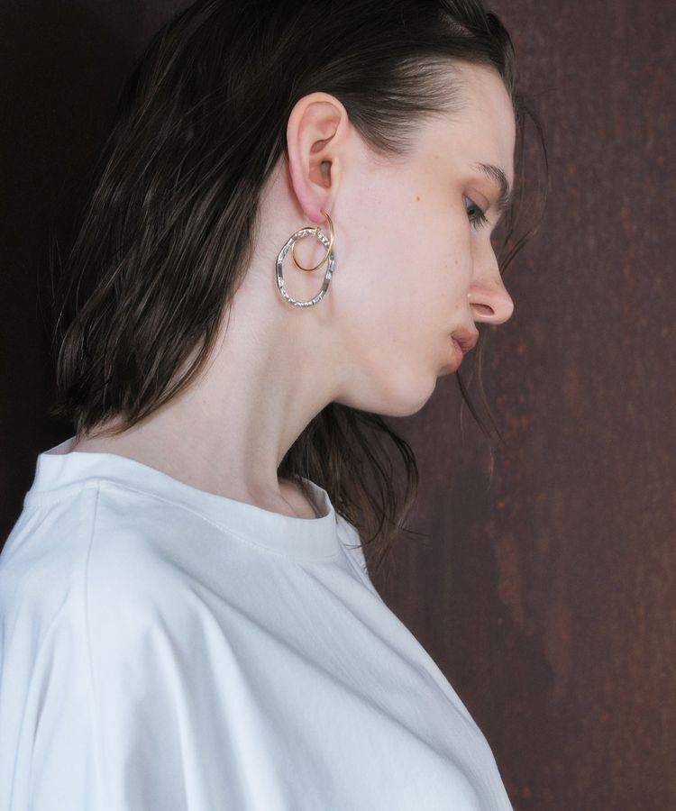 YECCA VECCA「オーバルフープピアス」|ピアス|