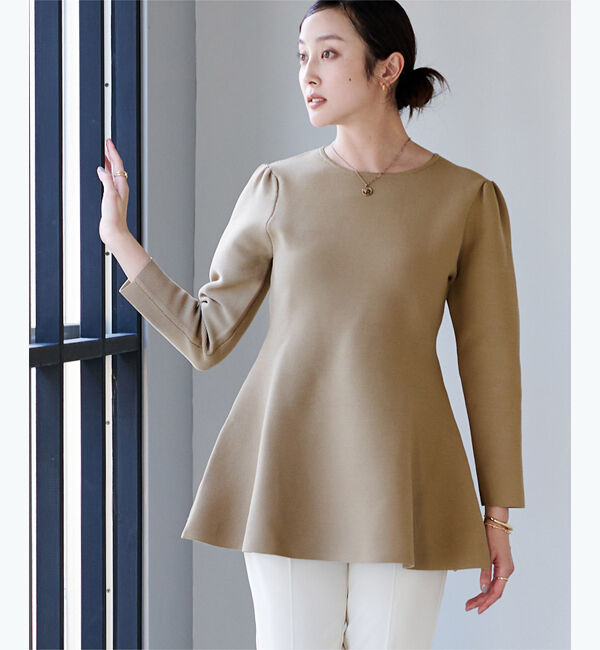 ur's「【星玲奈さんコラボアイテム】パフスリーブペプラムニットトップス」|ニット・セーター|グレージュ