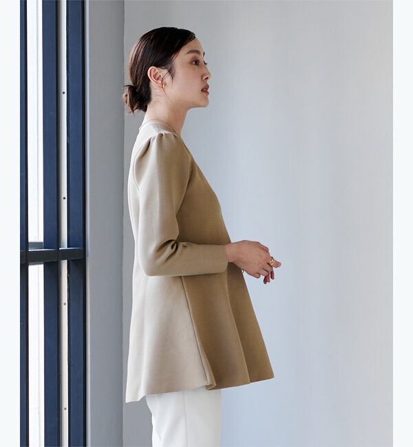 ur's「【星玲奈さんコラボアイテム】パフスリーブペプラムニットトップス」|ニット・セーター|