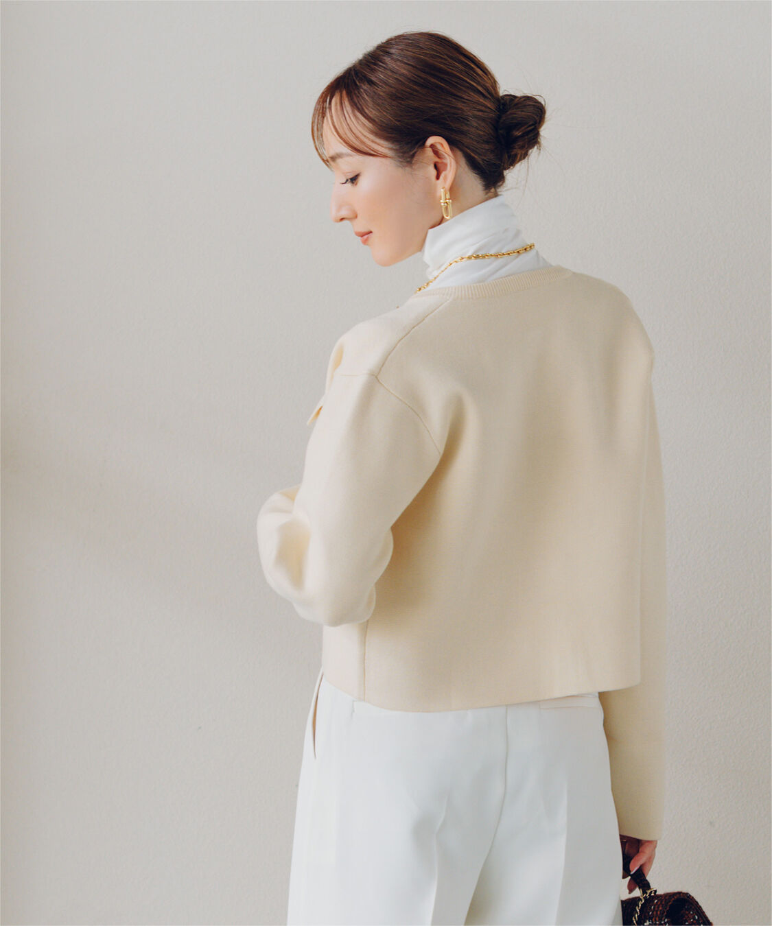 ur's「【星玲奈さんコラボアイテム】ゴールド釦ニットカーディガン/ジャケット」|カーディガン|