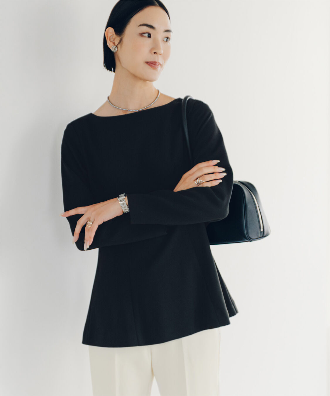ur's「【小林有里さんコラボアイテム】ボートネックペプラムブラウス」|シャツ・ブラウス|ブラック