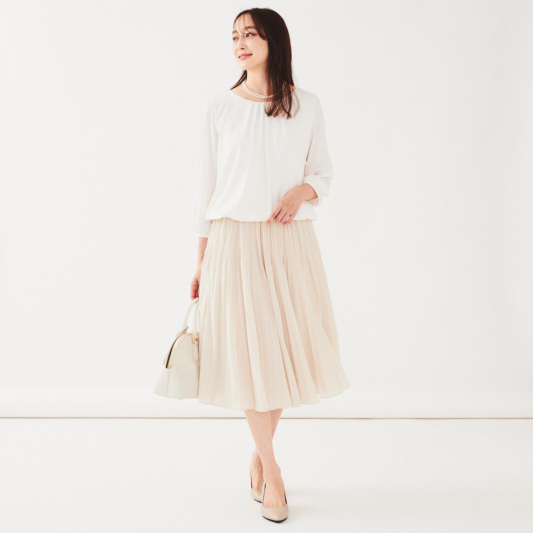UNTITLED「【通勤】ポリエステルデシン プリーツスカート」|スカート|