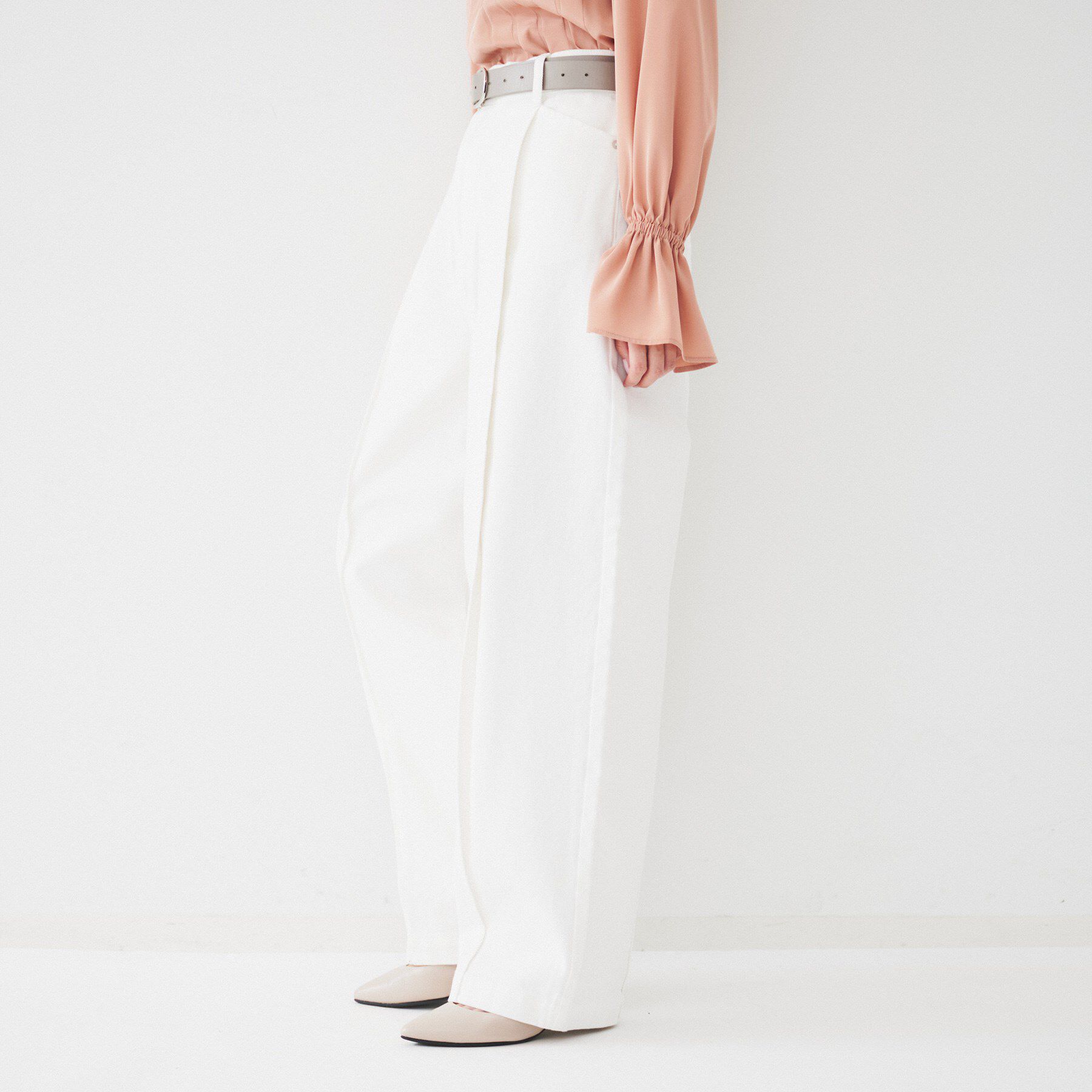 UNTITLED「カーブシルエット ワイドデニム」|デニム|