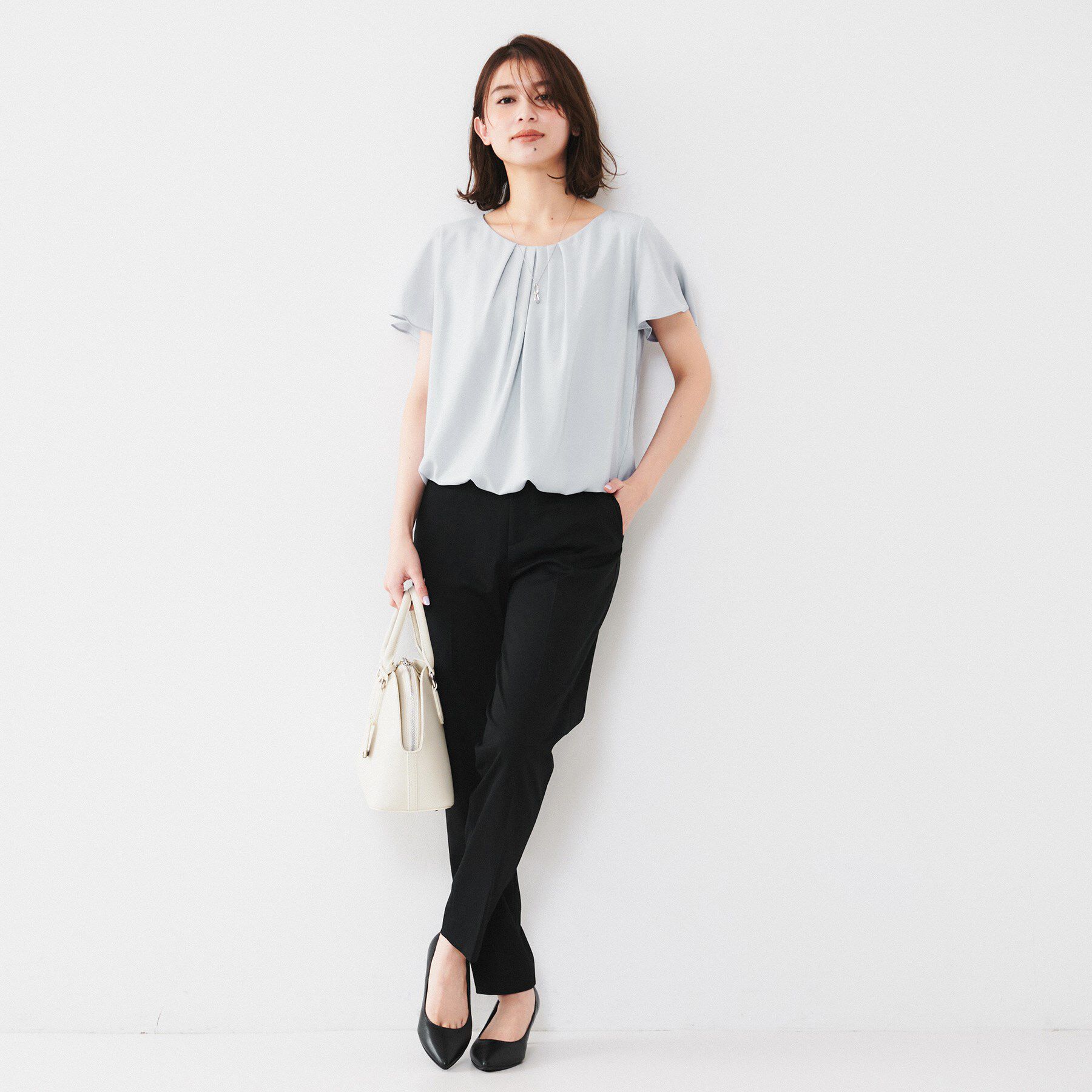 UNTITLED「【通勤/二の腕カバー】タックデザインブラウス」|シャツ・ブラウス|