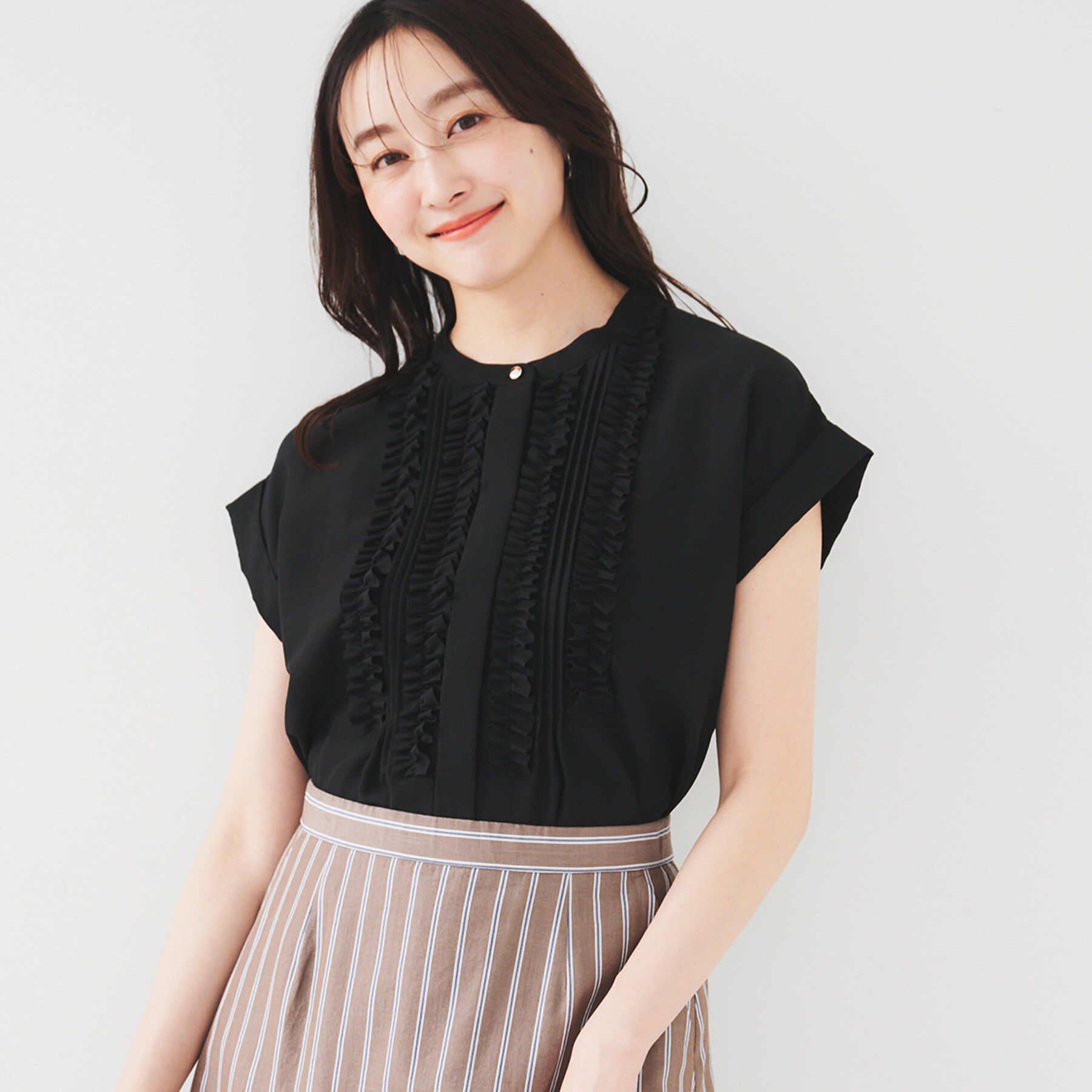 UNTITLED「【吸水速乾/UVケア】フィブリルフリルブラウス」|シャツ・ブラウス|