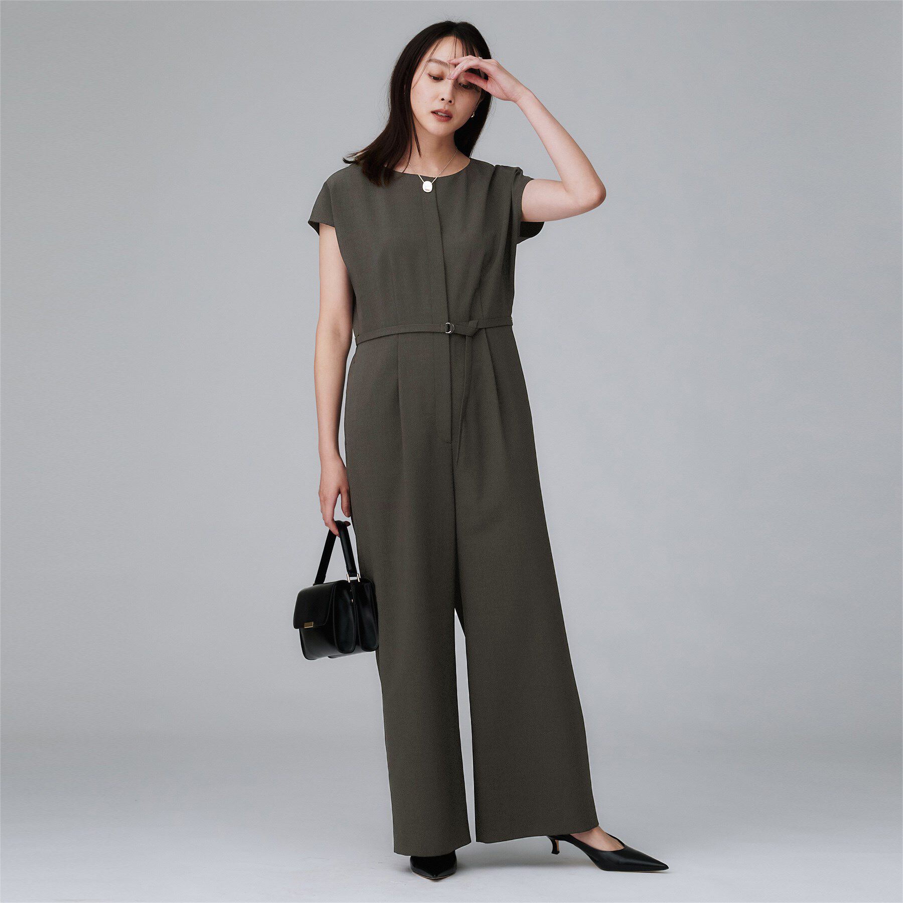 UNTITLED「【きれいめ/オールインワン】梳毛調合繊コンビネゾン」|オールインワン|チャコールグレー(0