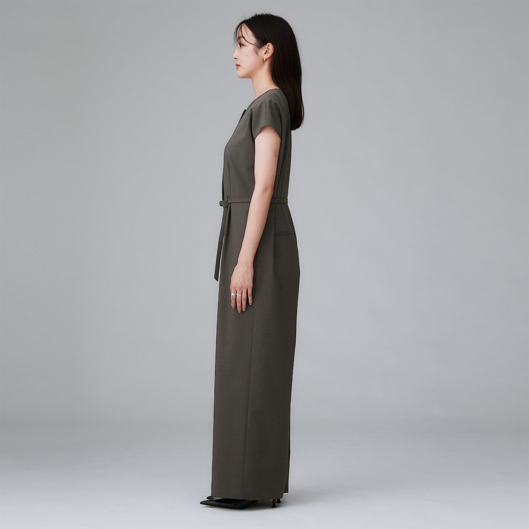 UNTITLED「【きれいめ/オールインワン】梳毛調合繊コンビネゾン」|オールインワン|