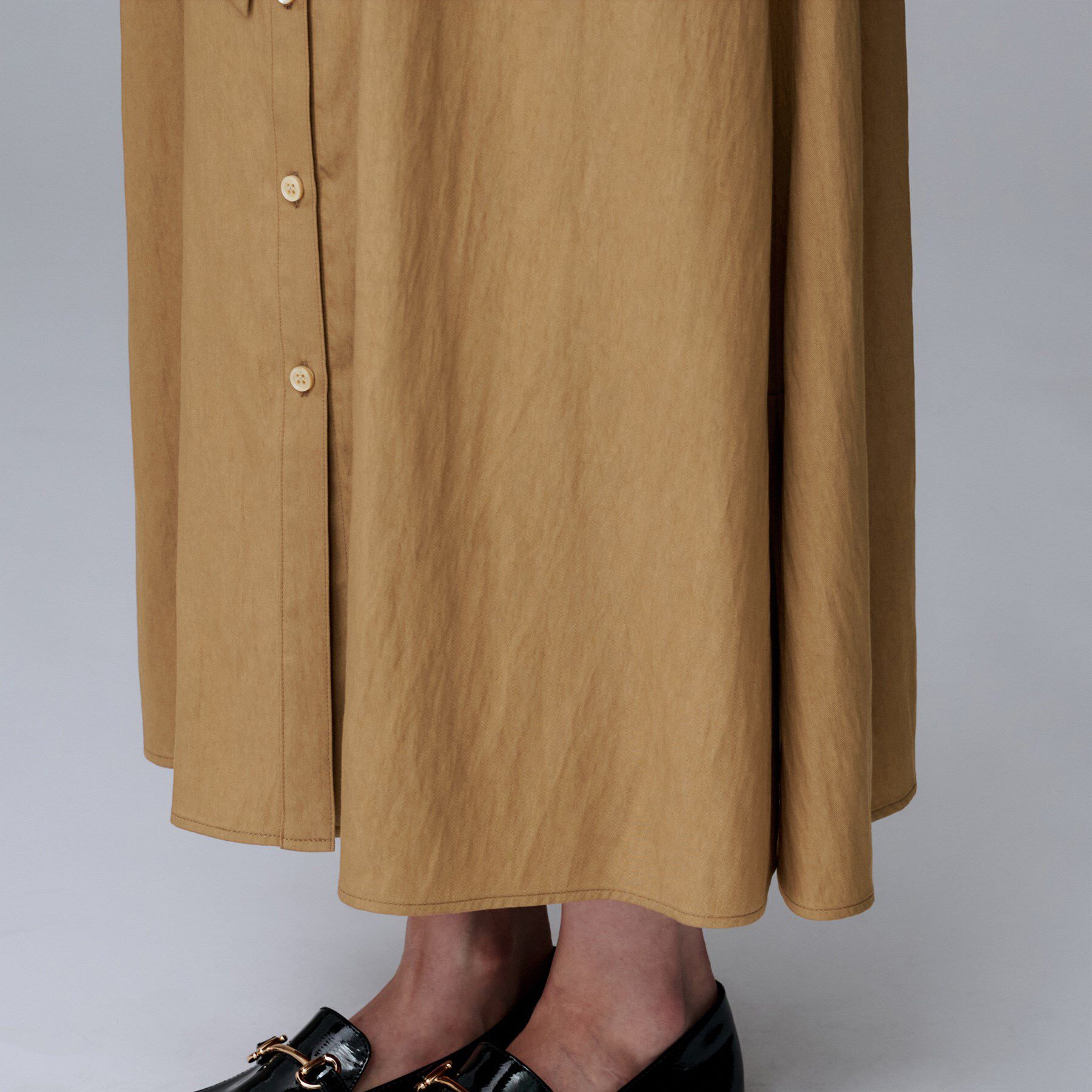 UNTITLED「【前開きボタン/ベルト付/羽織シャツ/】2WAYトレンチ風ワンピース」|ワンピース|