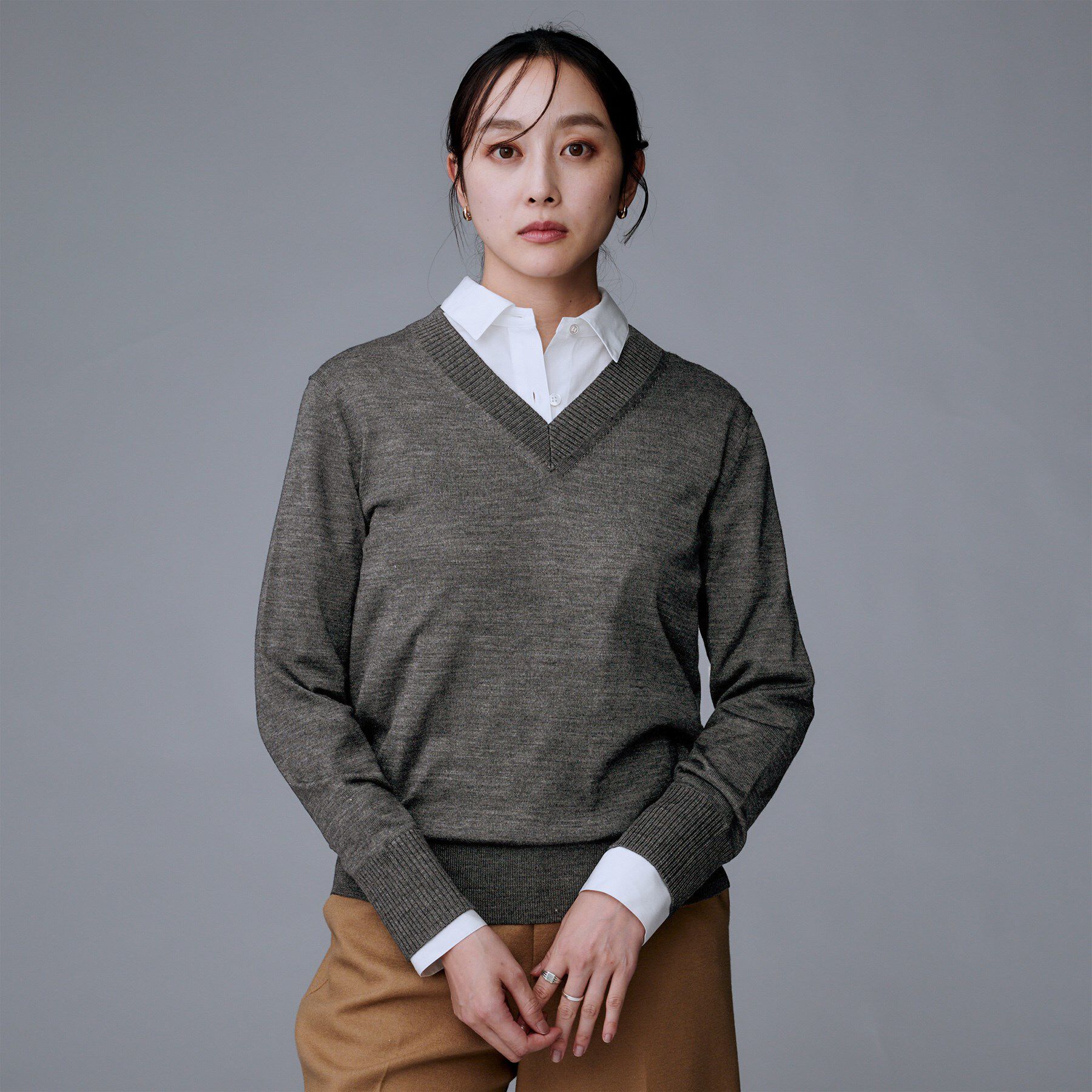 UNTITLED「【洗える/きれいめ】Vネックプルオーバーニット」|ニット・セーター|