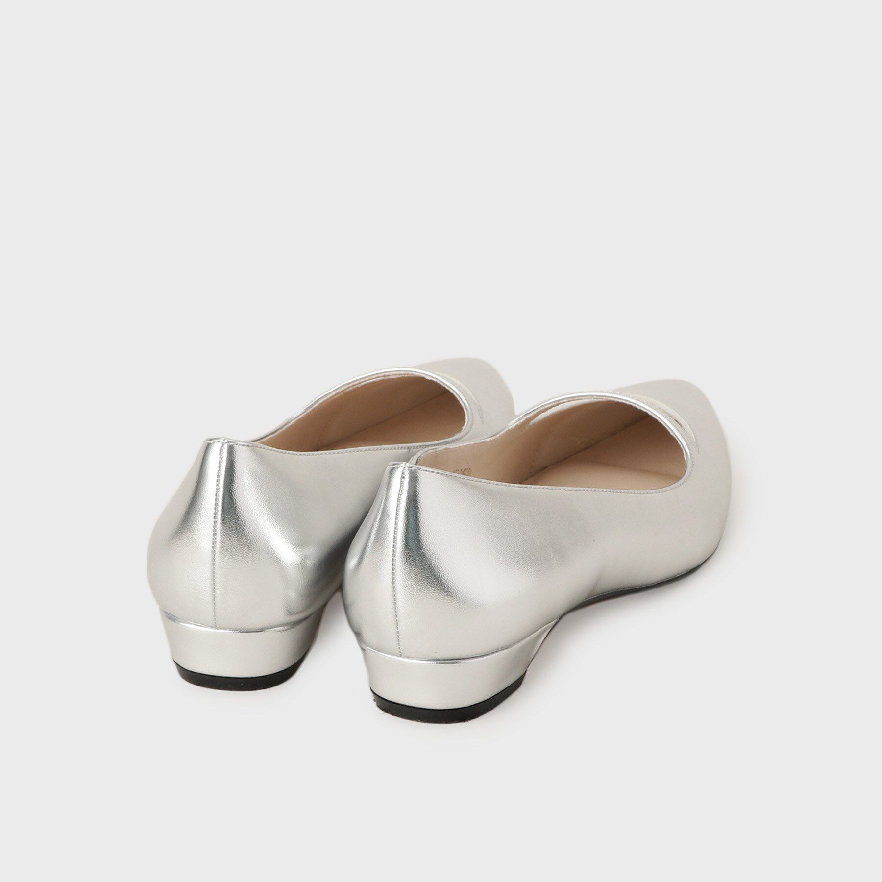 UNTITLED「【古畑星夏さん着用】メタリックフラットシューズ」|その他|