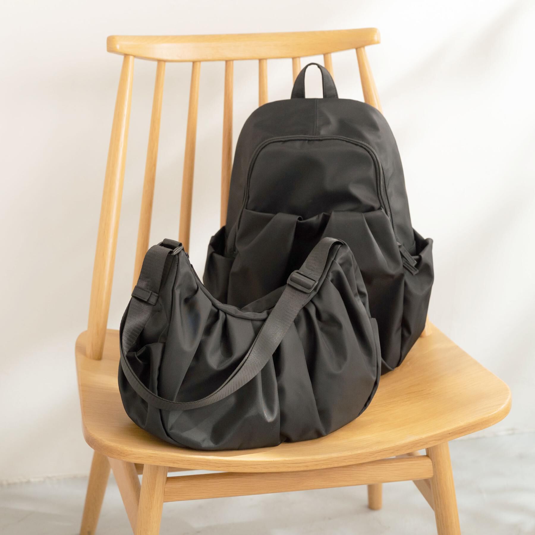 UNTITLED「【はっ水ナイロン】タックショルダーバック」|ショルダー・メッセンジャー|