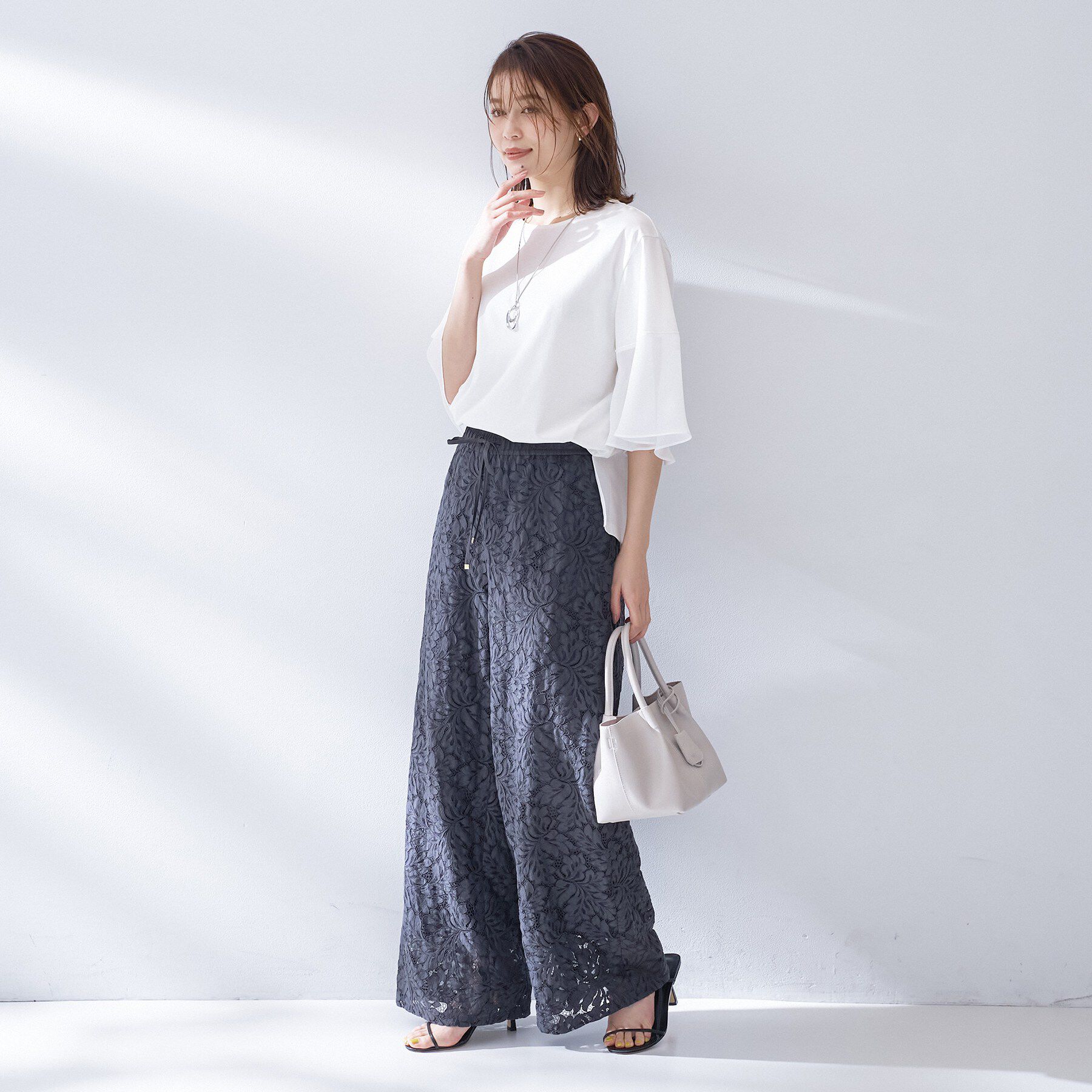 UNTITLED「【洗える／袖シアー／Tシャツ風】袖シアープルオーバー」|Tシャツ・カットソー|