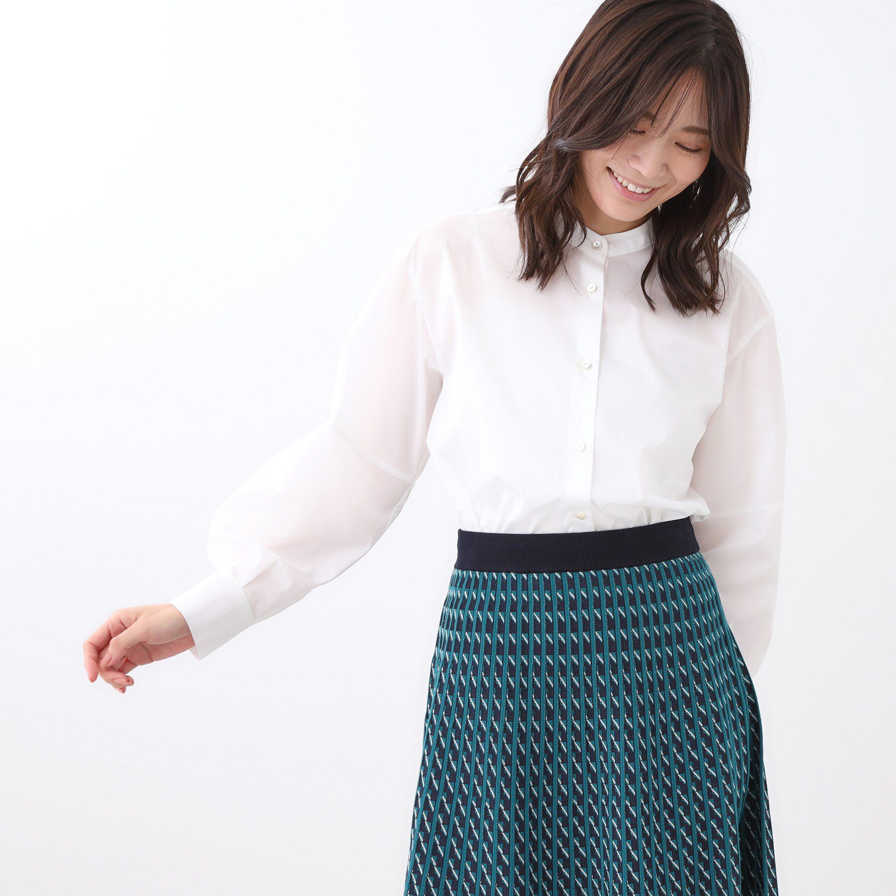 Reflect「【さらっと一枚で決まる／重ね着にもおすすめ◎】タックスリーブシャツブラウス」|シャツ・ブラウス|