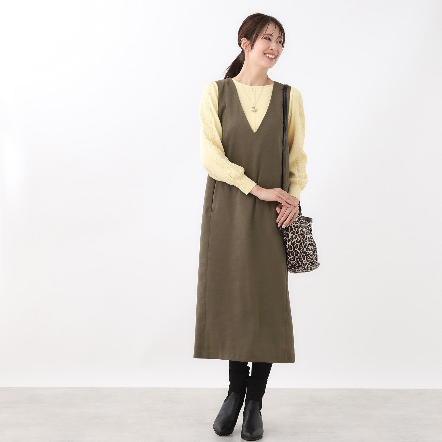 Reflect「【すっきりシルエット】スエードライクジャンパースカ―ト」|ワンピース|