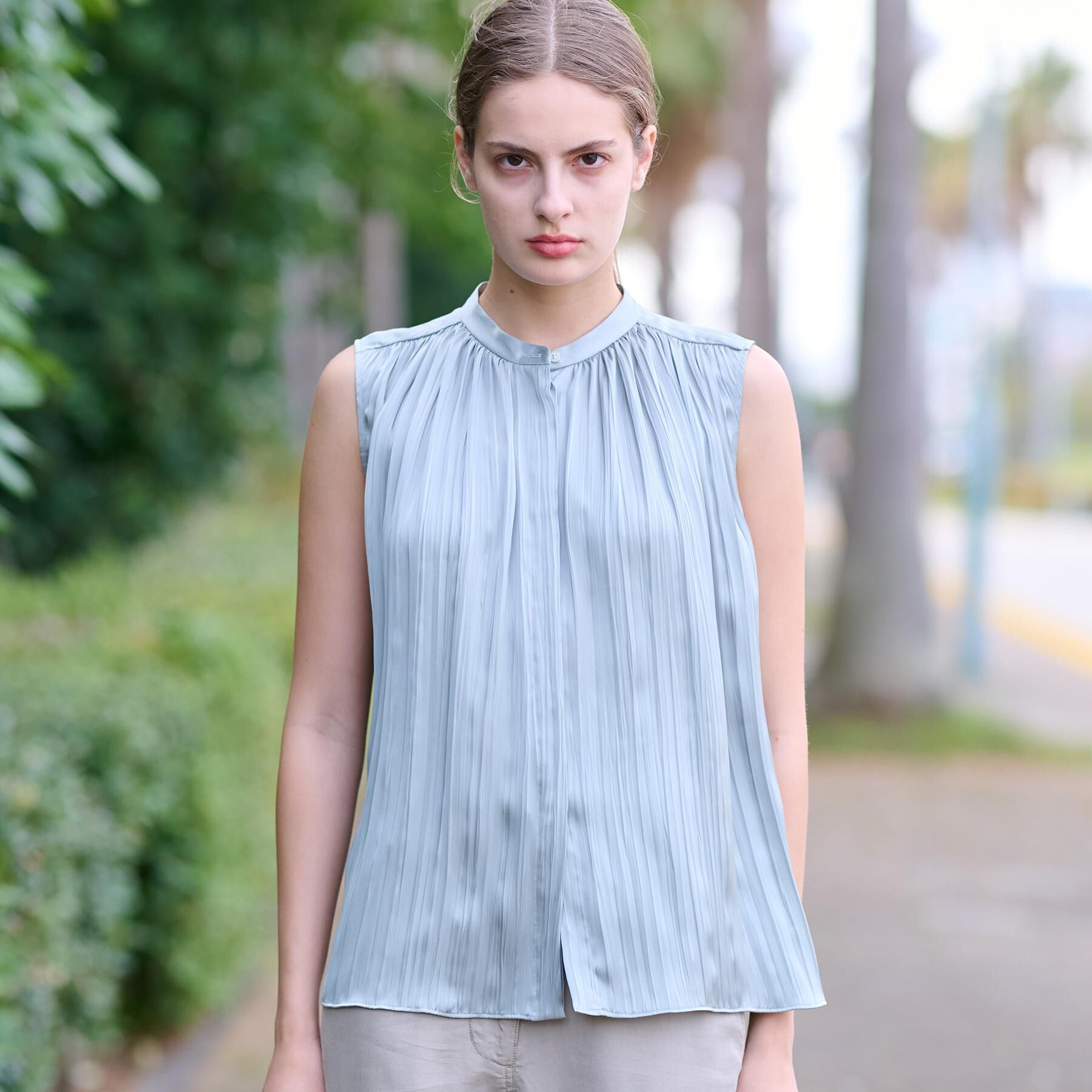 DRESSTERIOR「【洗える/きれいめ】プリーツサテンブラウス」|シャツ・ブラウス|