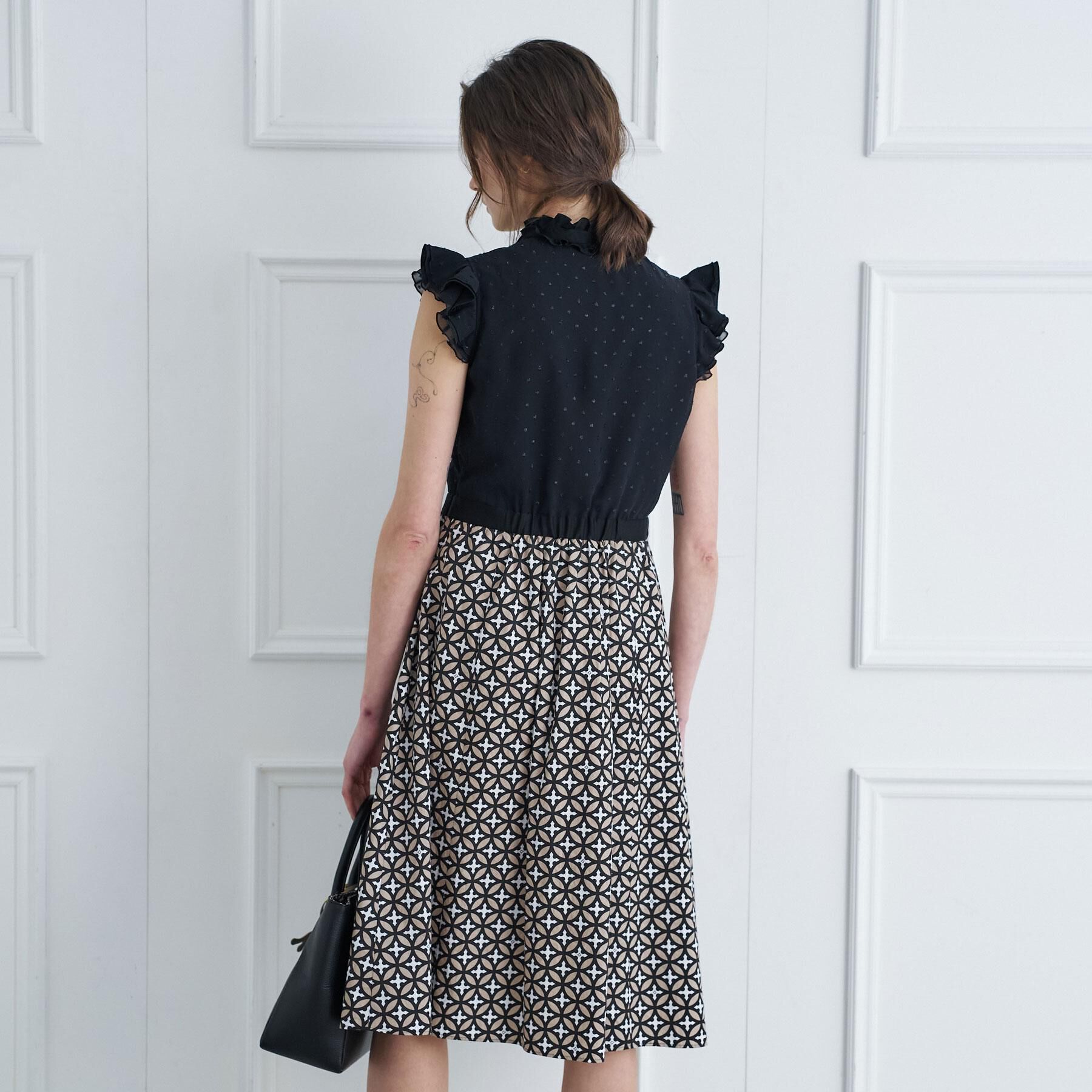 DRESSTERIOR「【ウォッシャブル】オーバーラップウィングスリーブドレス」|ワンピース|