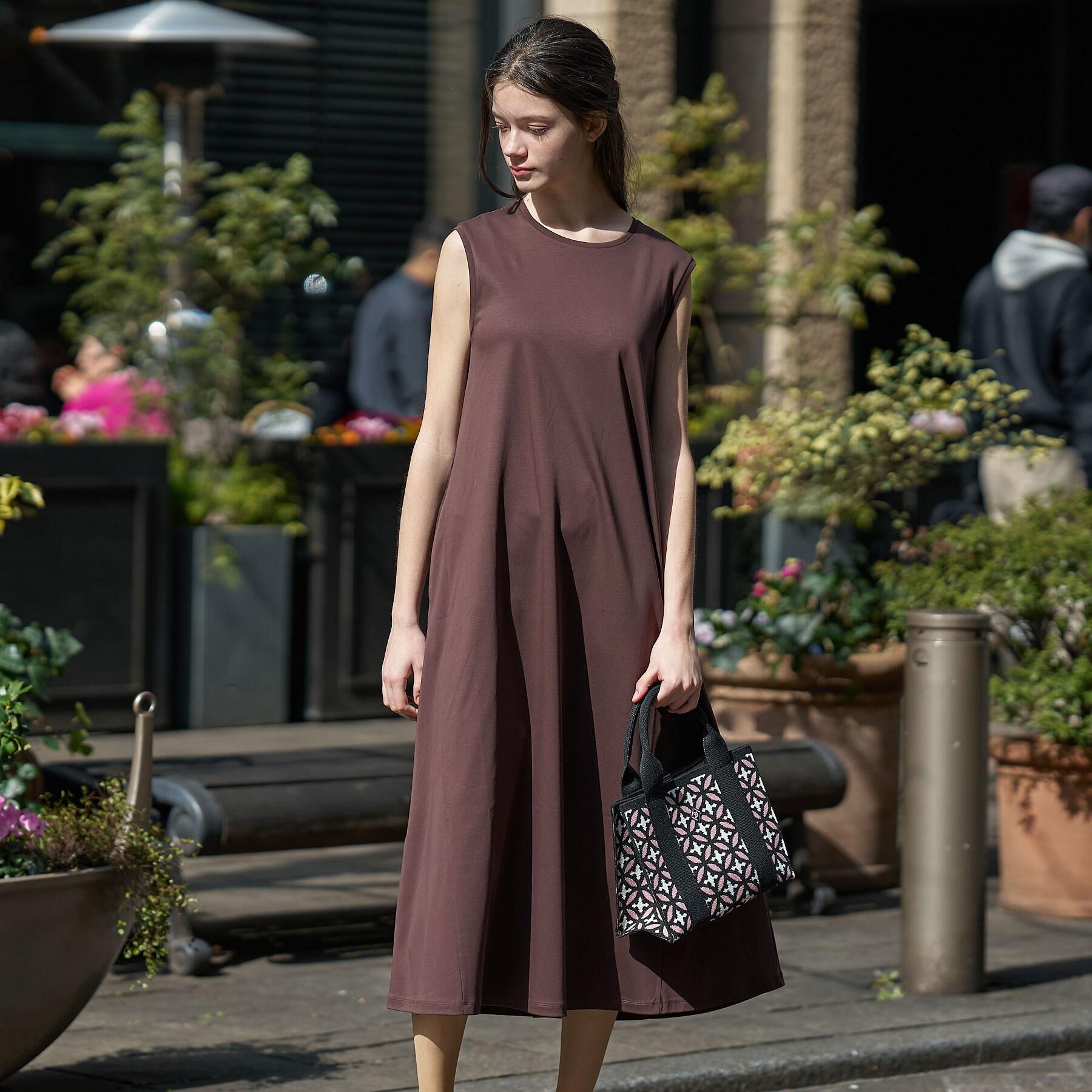 DRESSTERIOR「【接触冷感／抗菌防臭／消臭/ウォッシャブル】アイスクリアコットン フレンチスリーブワンピース」|ワンピース|