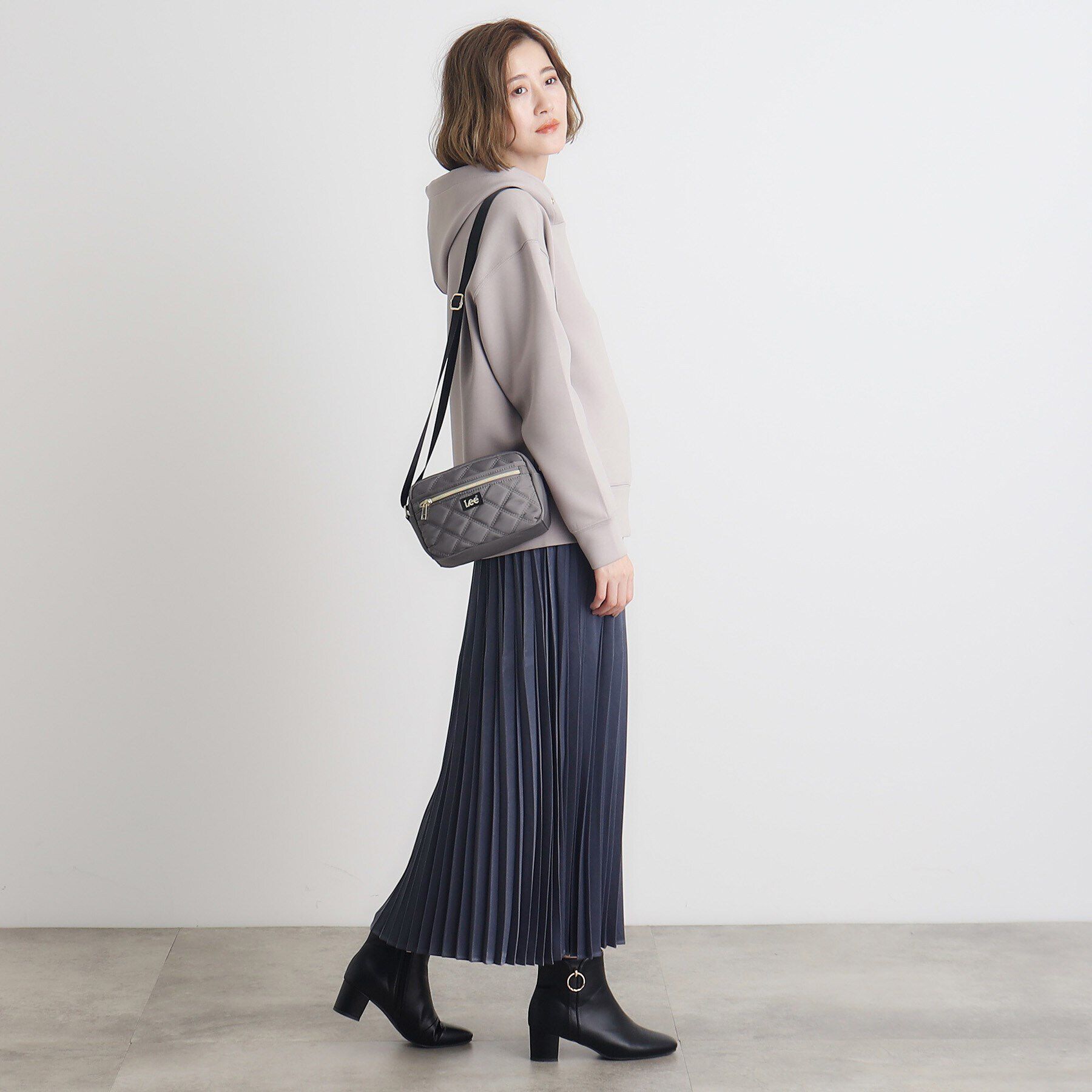grove「【Lee別注】撥水キルトスクエアショルダー」|ショルダー・メッセンジャー|