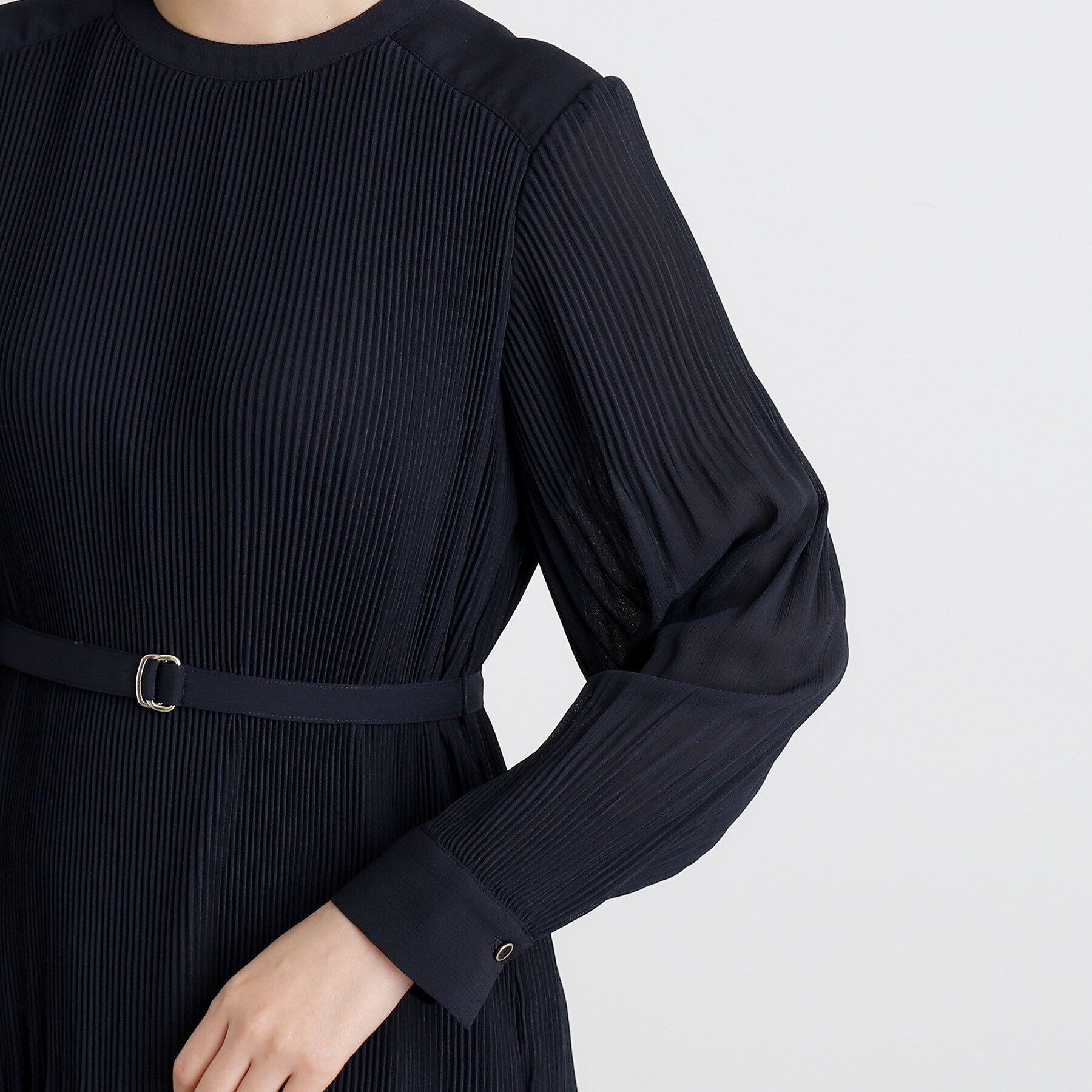 grove「プリーツナローフレアワンピース」|ワンピース|