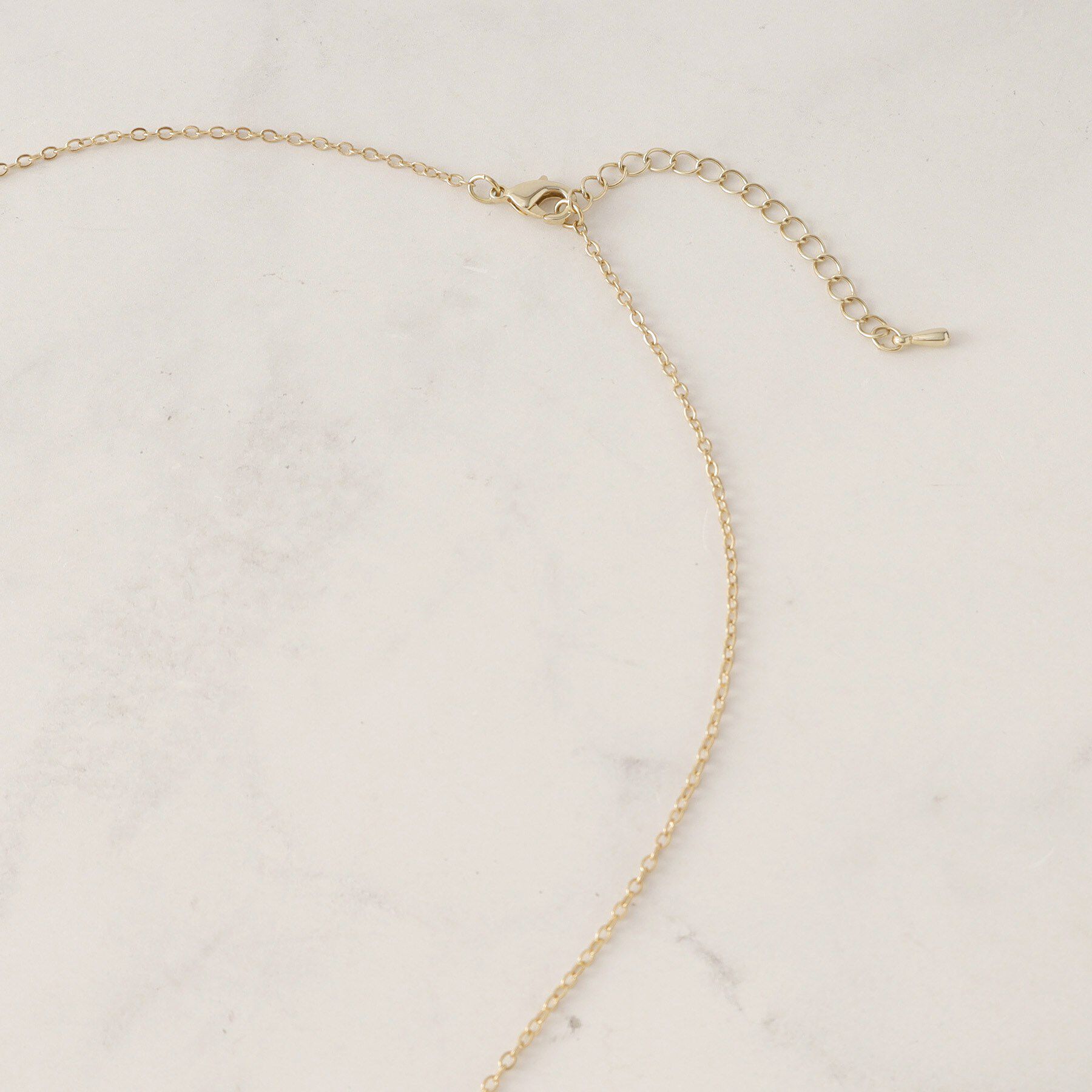 grove「アクリルビジューメタルリングネックレス」|ネックレス|