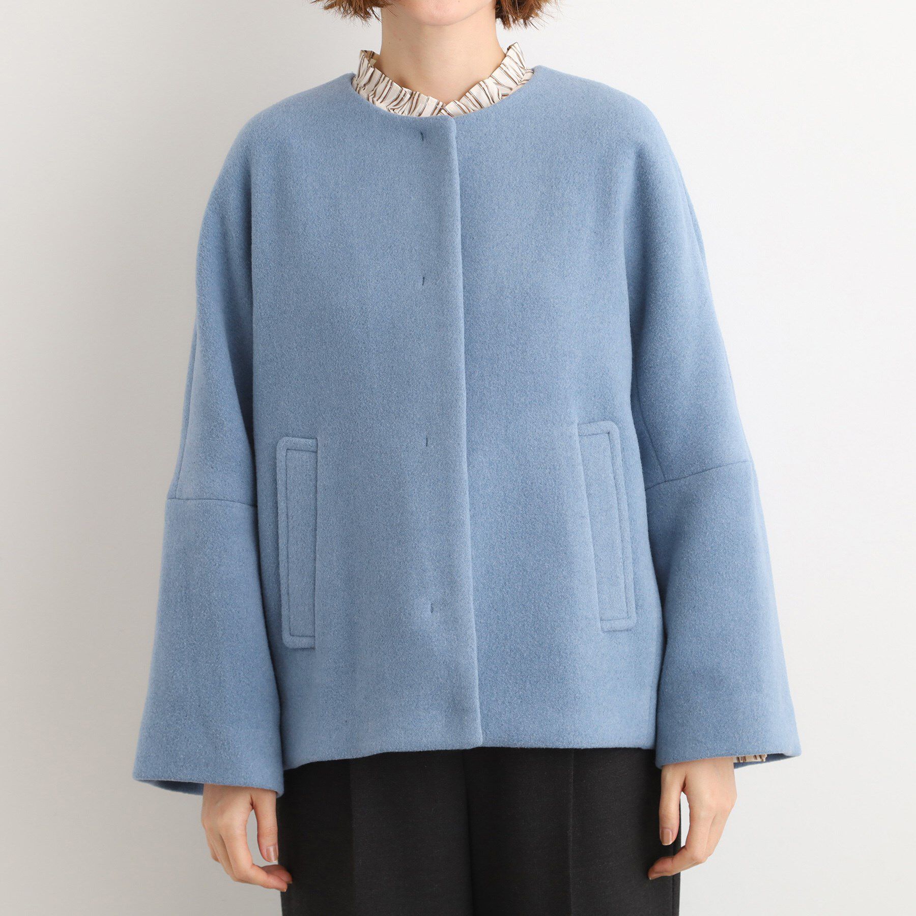 grove「【ウール混】軽やかに羽織れるショートコート」|ノーカラーコート|