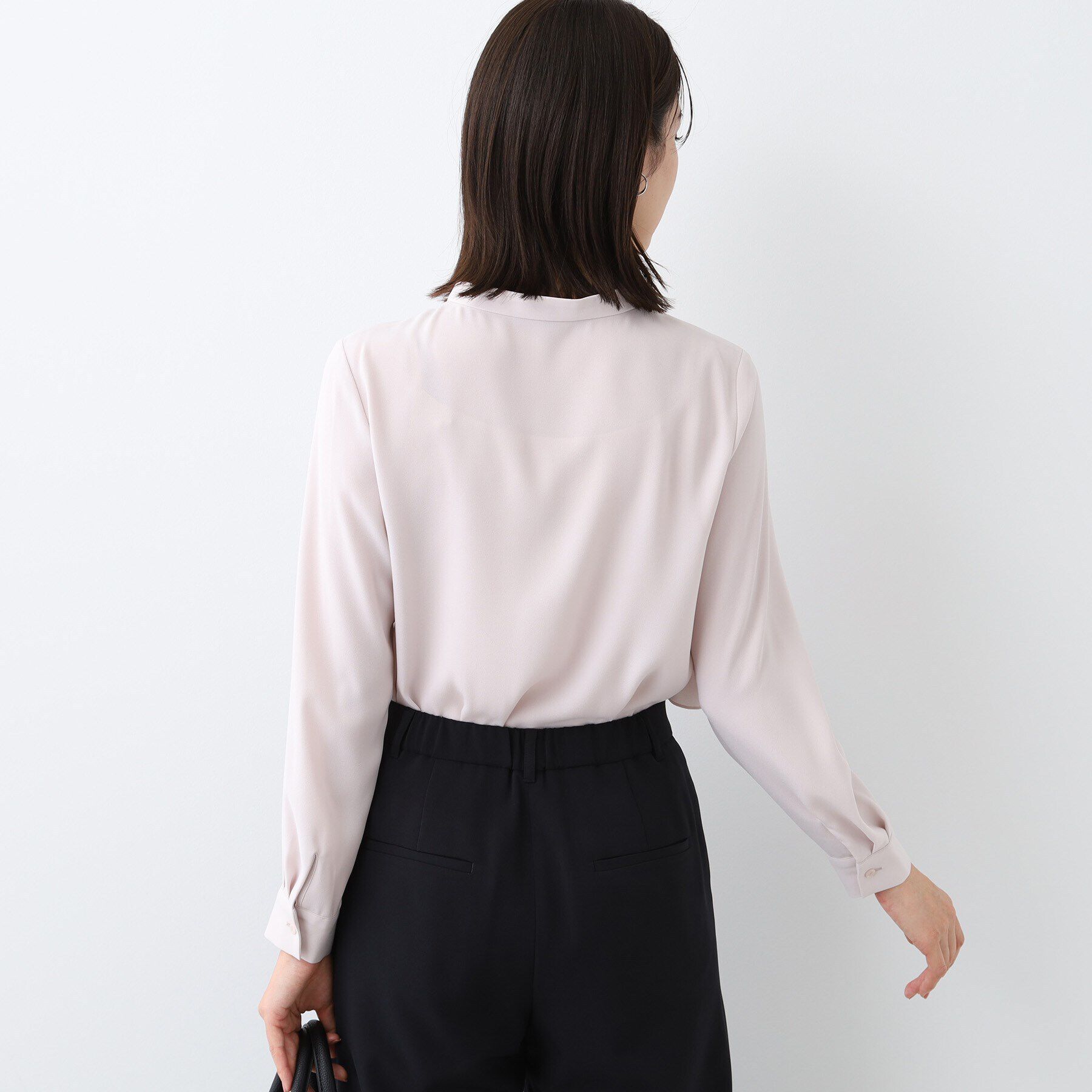 INDIVI「【洗える／UVケア】ヨークフリルブラウス」|シャツ・ブラウス|