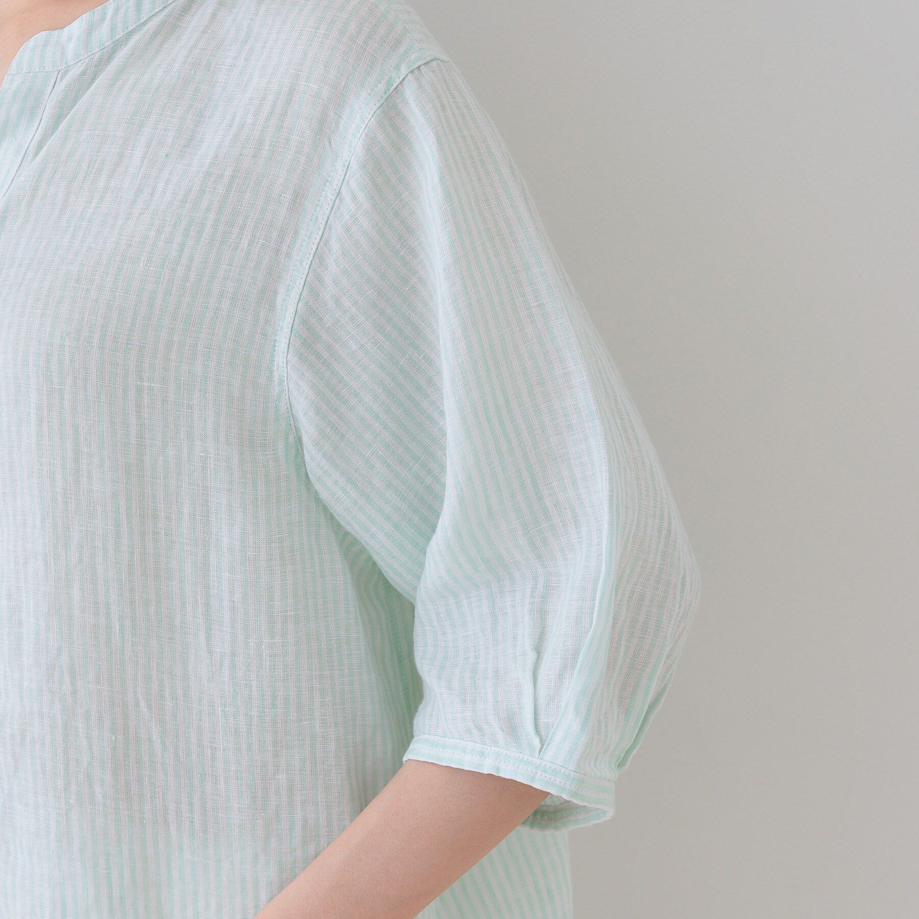 INDIVI「【毎年人気！／フレンチリネン】5分袖バンドカラーブラウス」|シャツ・ブラウス|