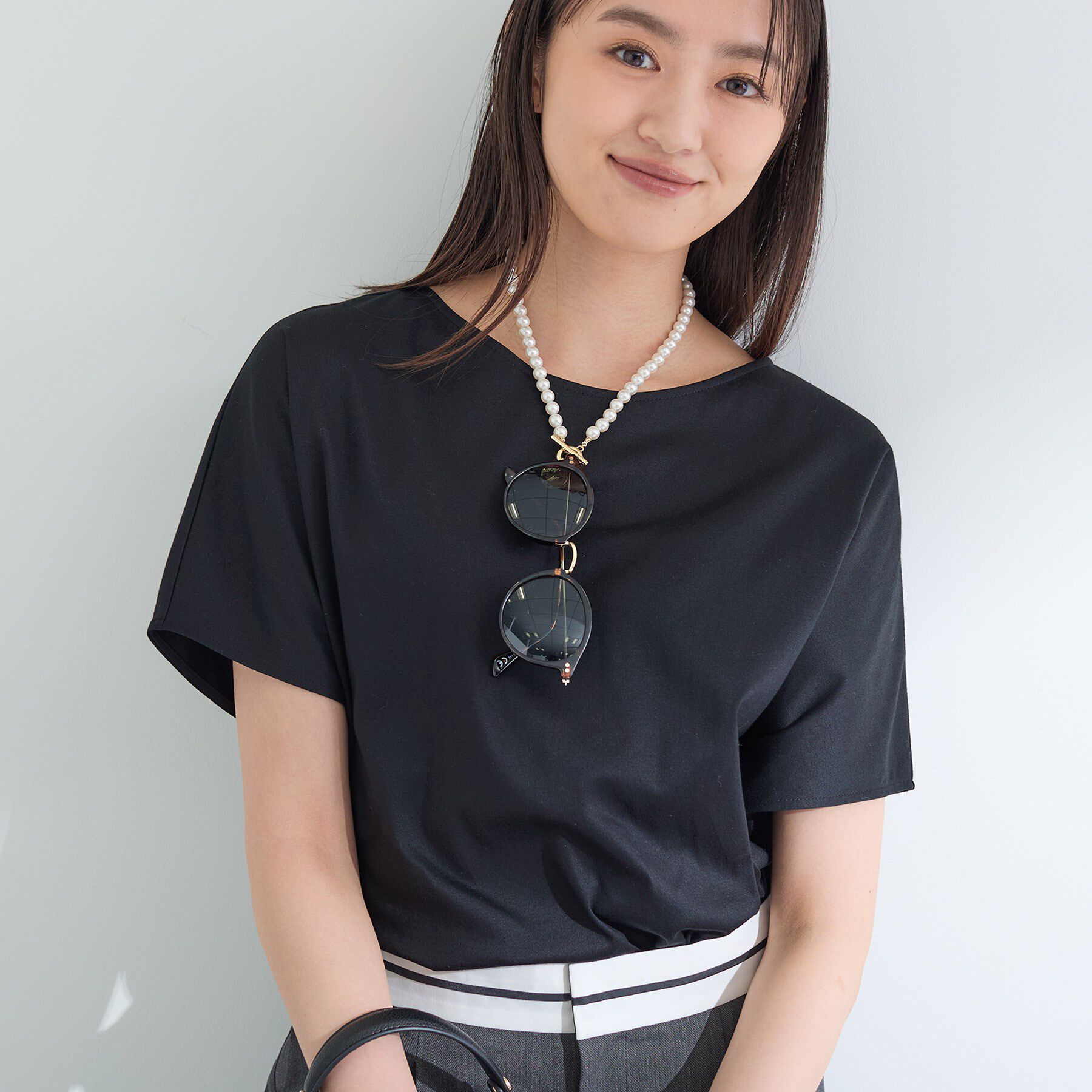 INDIVI「【インナーとしても活躍！】シンプルTシャツ」|Tシャツ・カットソー|ブラック(019)