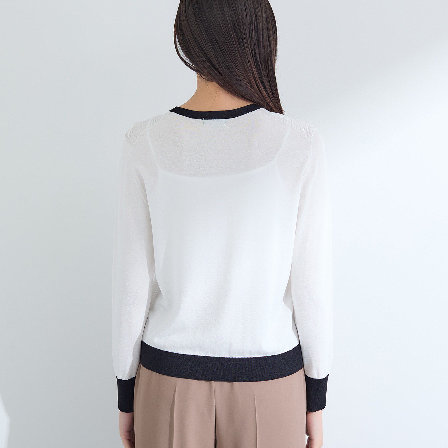 INDIVI「【通年活躍！／アンサンブル可能】クルーネックカーディガン」|カーディガン|