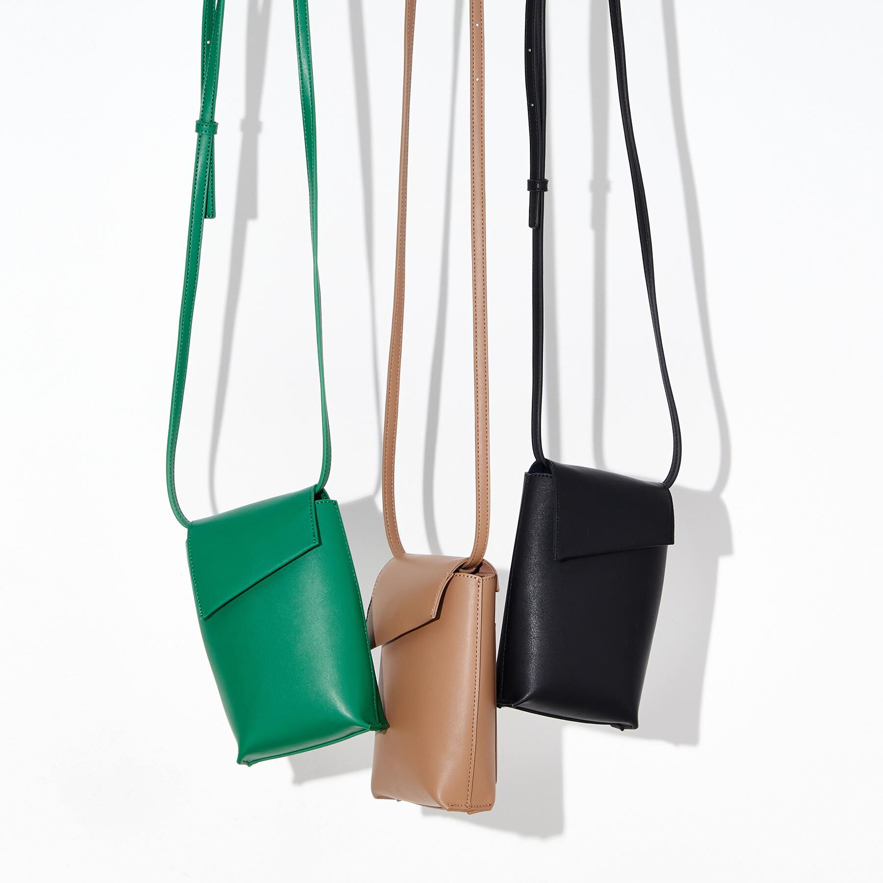 INDIVI「フラップポシェット」|ショルダー・メッセンジャー|