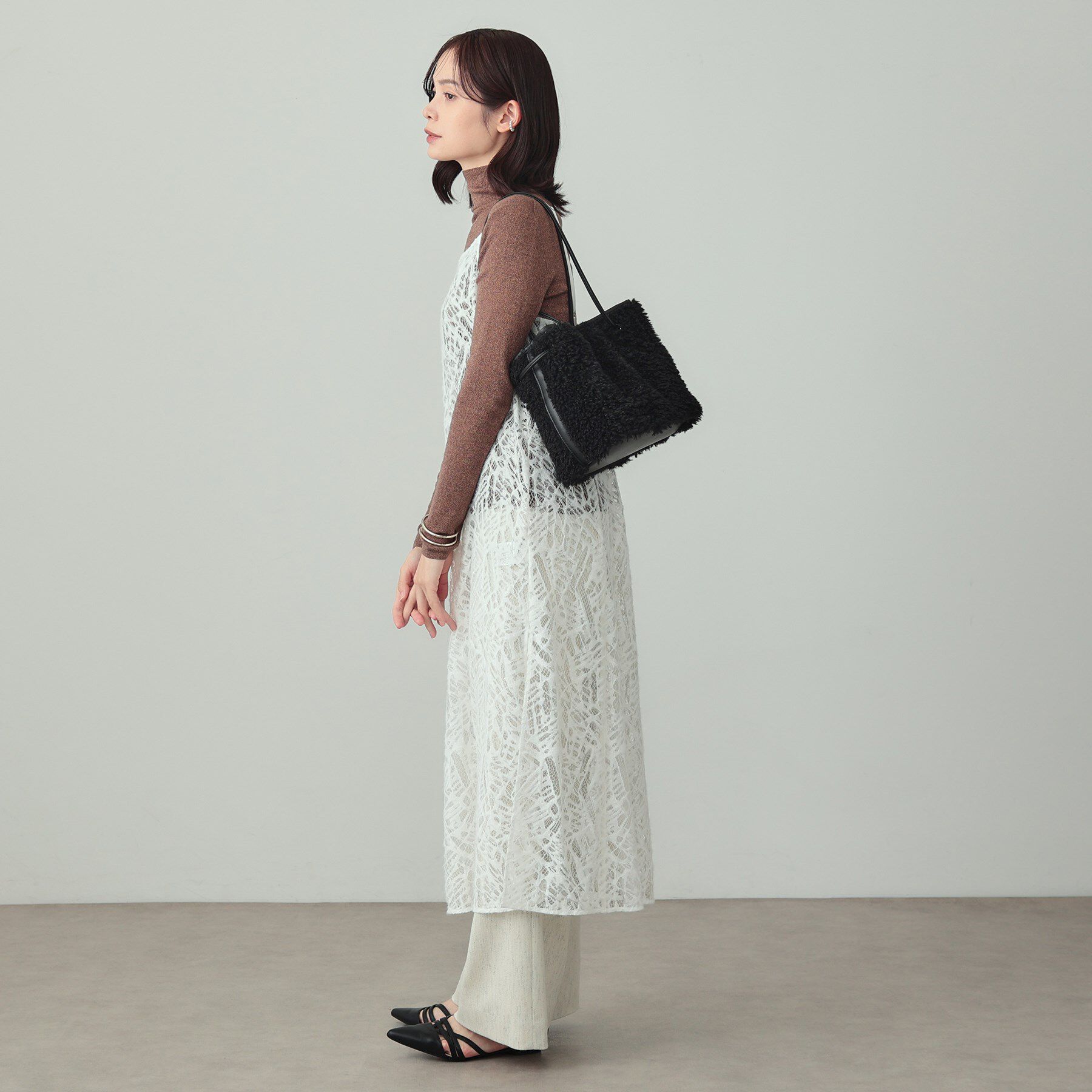 INDIVI「ボアミドルバッグ」|ショルダー・メッセンジャー|