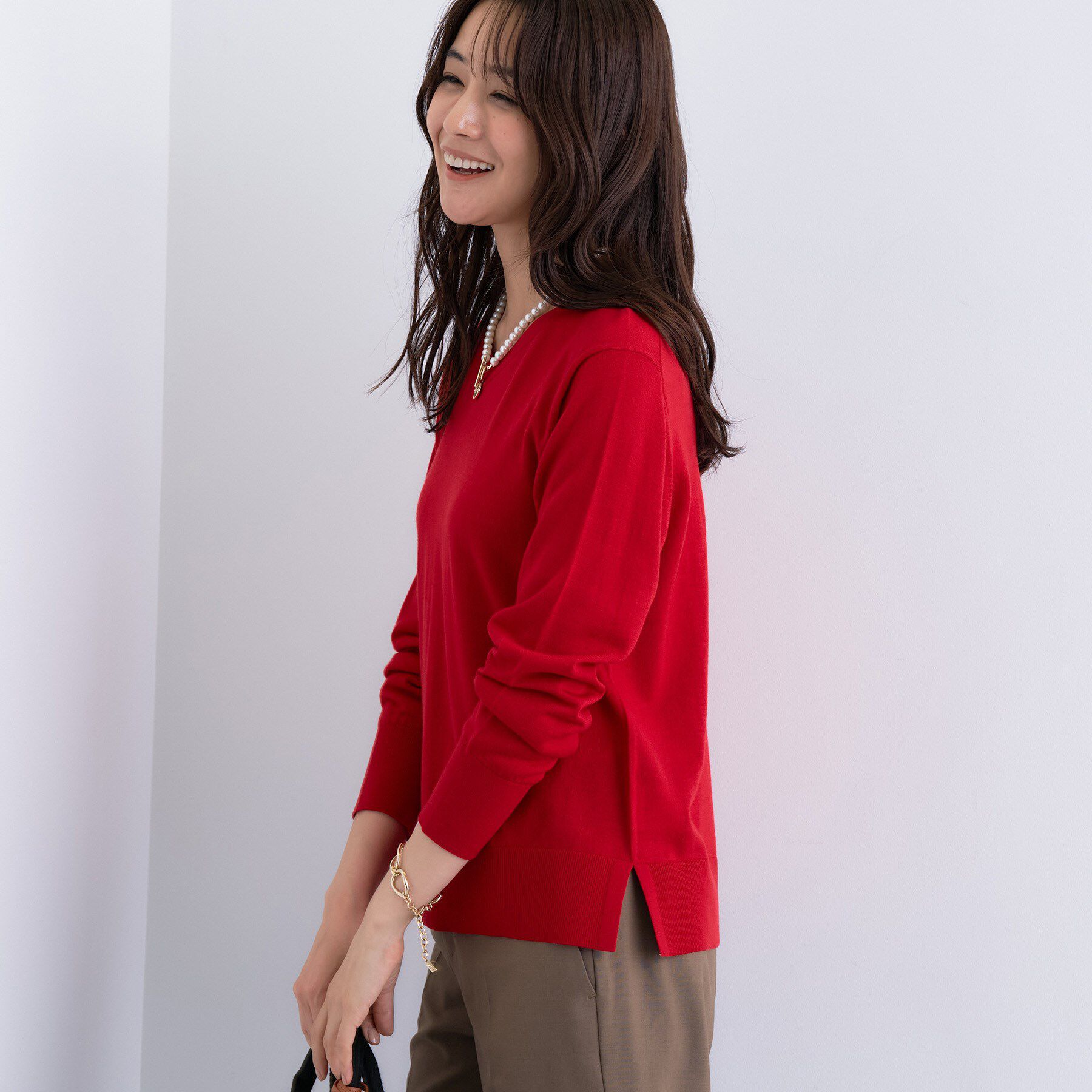 INDIVI「【洗える／毛玉になりにくい】エクストラファインウール Vネックニット」|ニット・セーター|