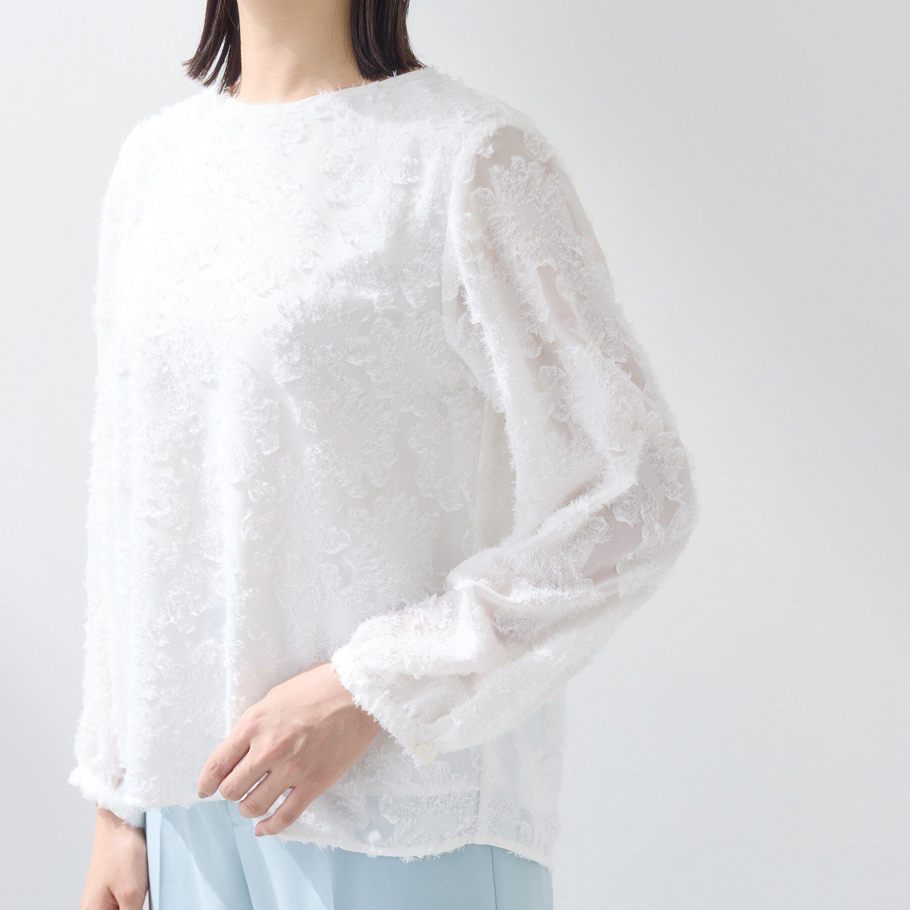 INDIVI「【華やか／大人シアー／セレモニー】カットフリンジブラウス」|シャツ・ブラウス|