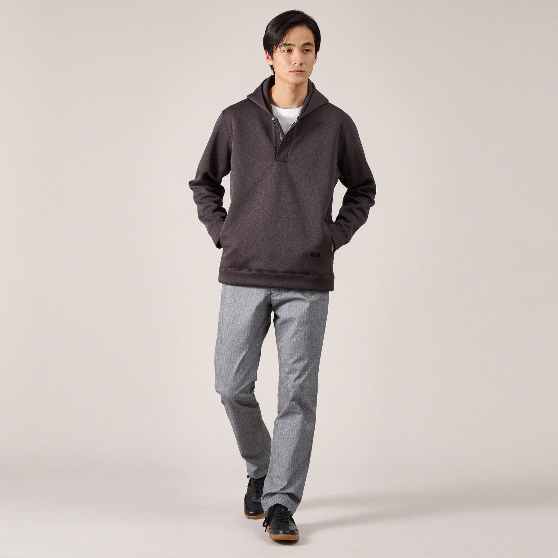 TAKEO KIKUCHI「ハニカムダンボール ハーフジップ フーディ」|パーカー|