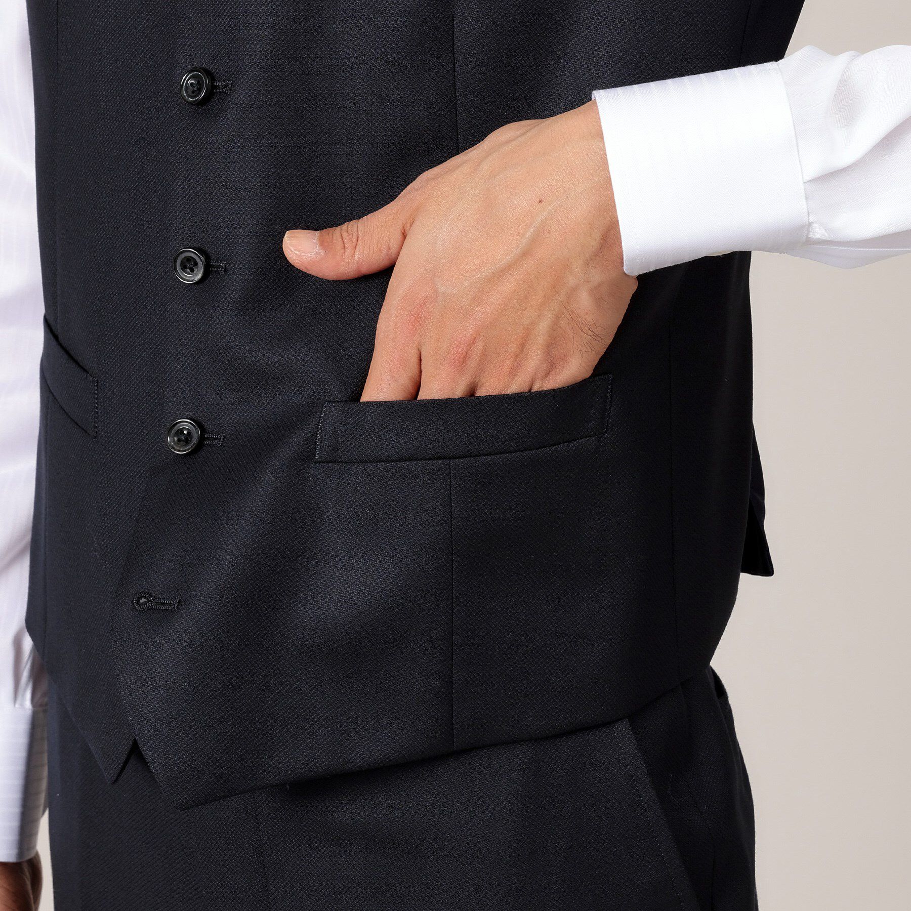 TAKEO KIKUCHI「【DORMEUIL AMADEUS365】ダイアゴナル柄 ベスト /3ピース対応」|スーツ|