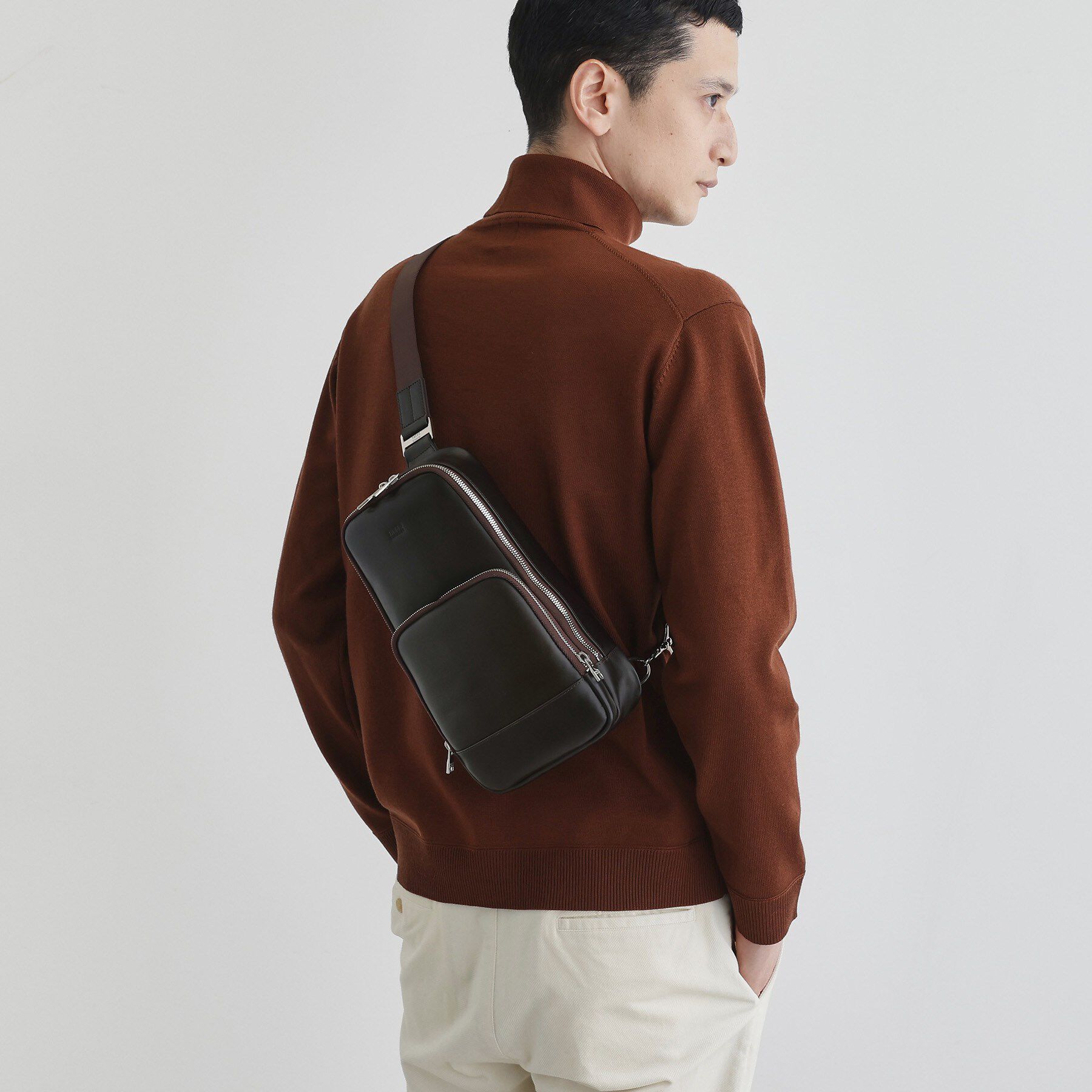 TAKEO KIKUCHI「アニリンレザー ワンショルダーバッグ」|ショルダー・メッセンジャー|