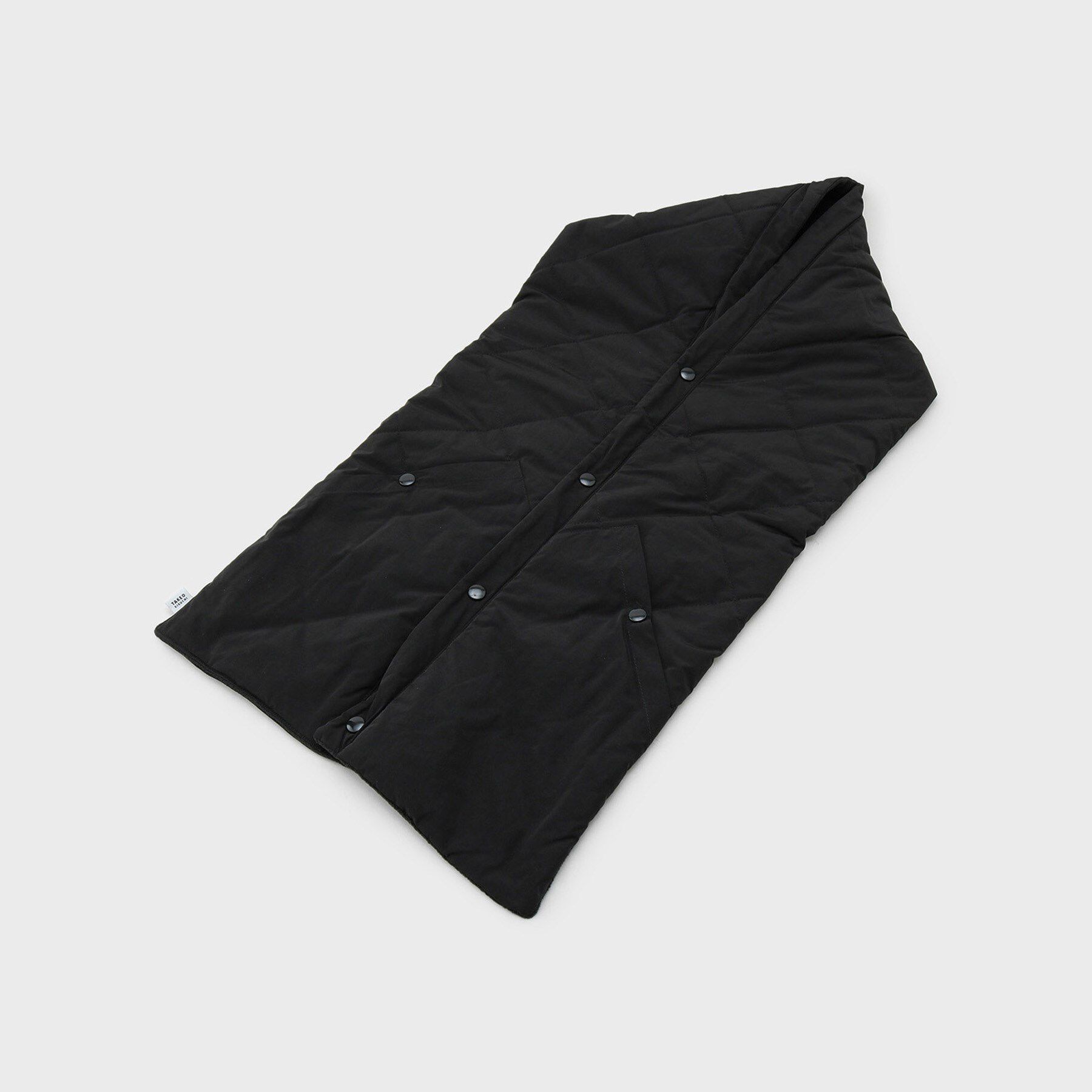 TAKEO KIKUCHI「中綿マフラーベスト」|ストール|ブラック(019)