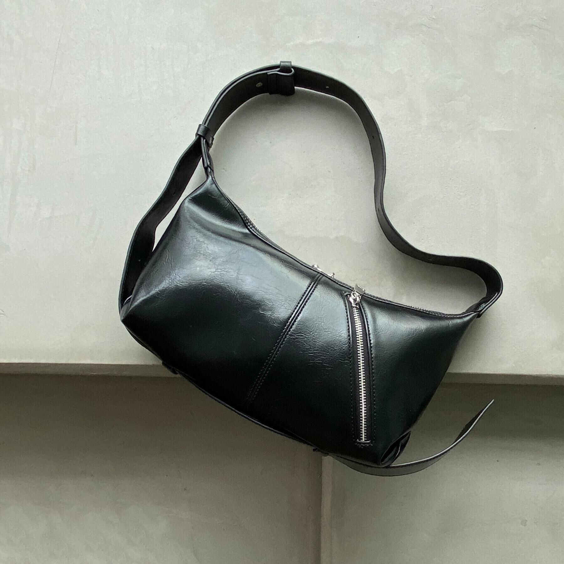 tk.TAKEO KIKUCHI「ラウンデッドバッグ」|ショルダー・メッセンジャー|