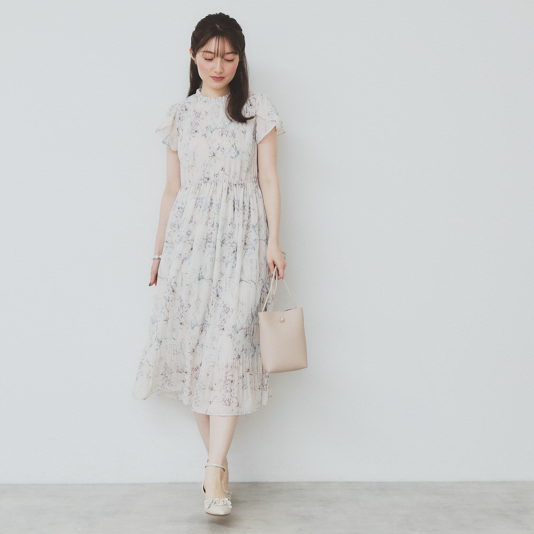 index「マジョリカフレアワンピース【洗濯機洗い可】」|ワンピース|