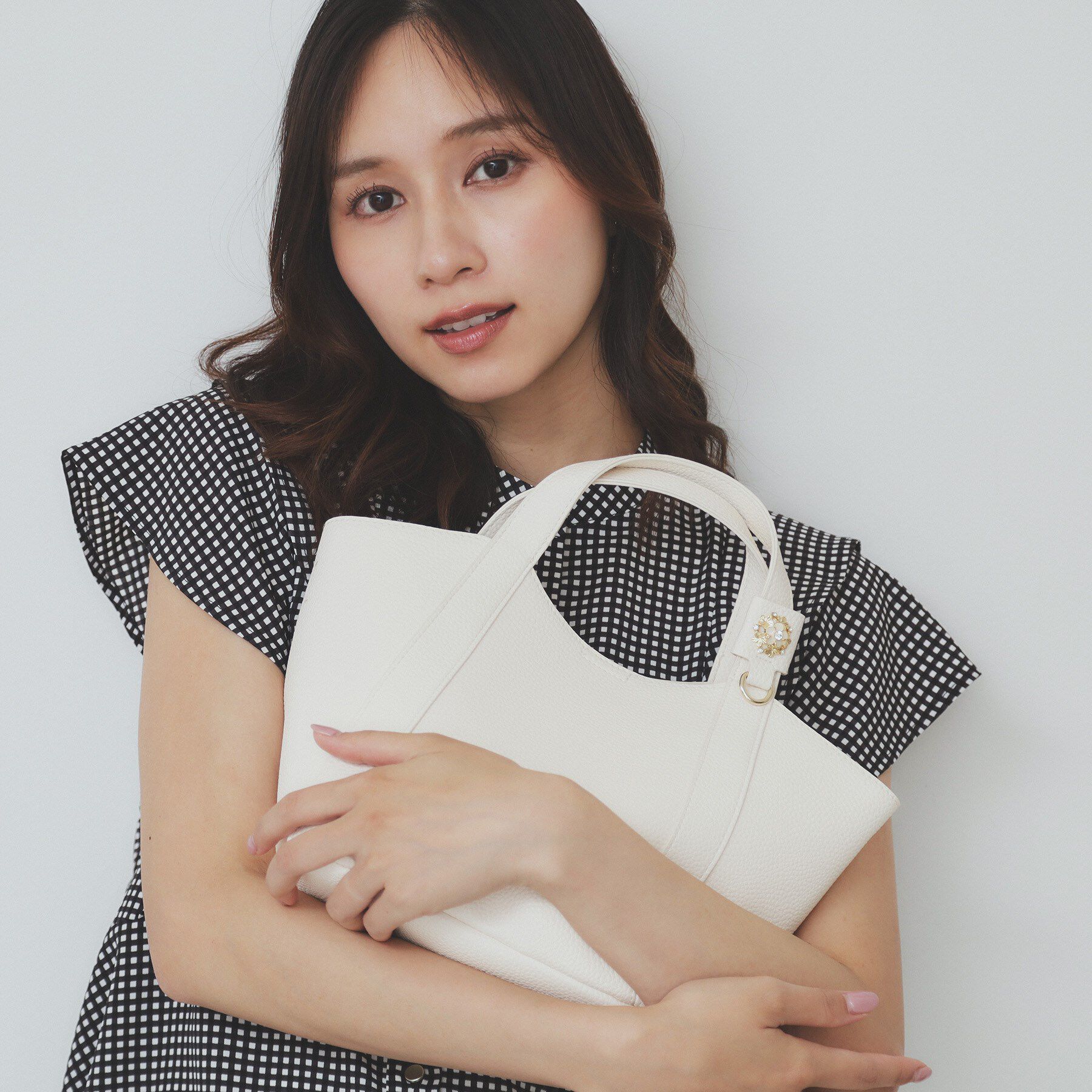 index「【2WAY】フラワーパーツ付き合皮ミドルトートバッグ」|トートバッグ|