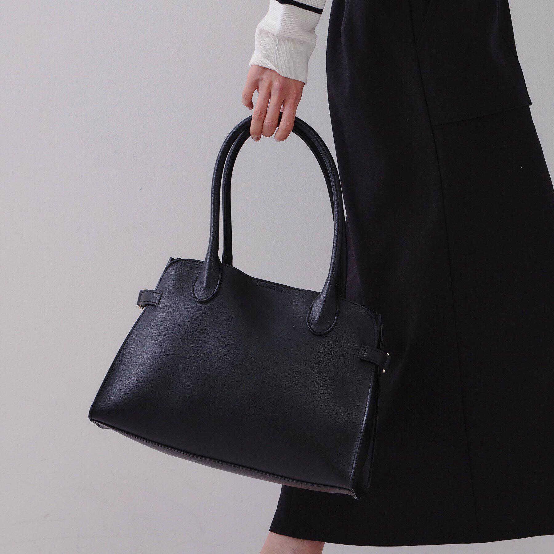 OPAQUE.CLIP「スムース合皮デザインミドルボストンバッグ」|ボストンバッグ|